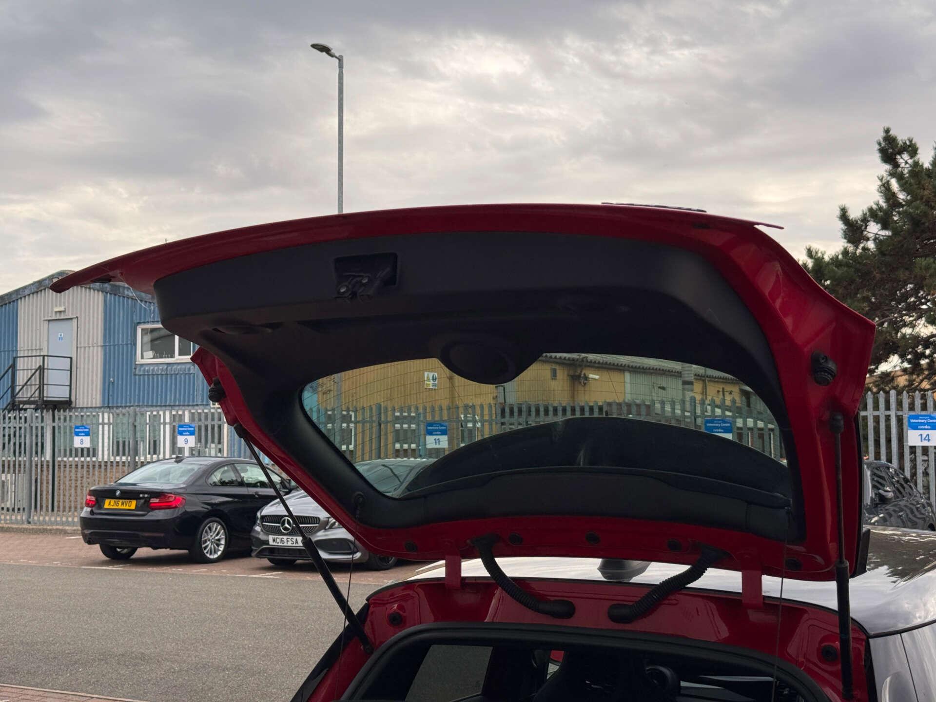 Mini Cooper view 36