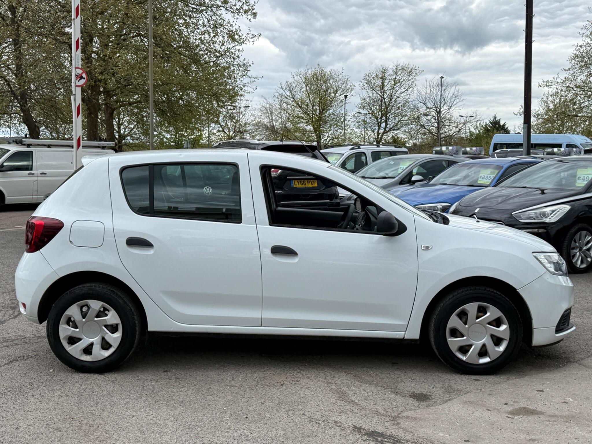 Dacia Sandero - Image 20