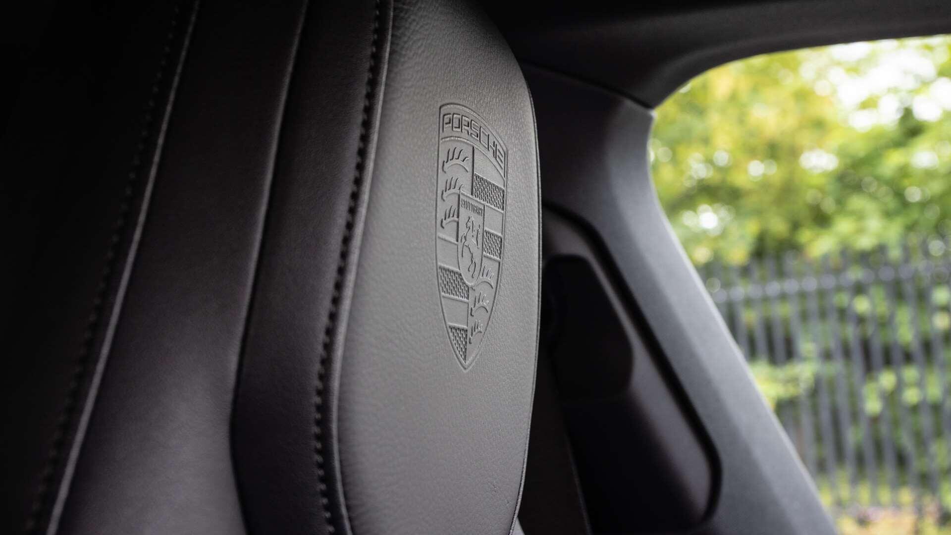 Porsche Taycan view 17