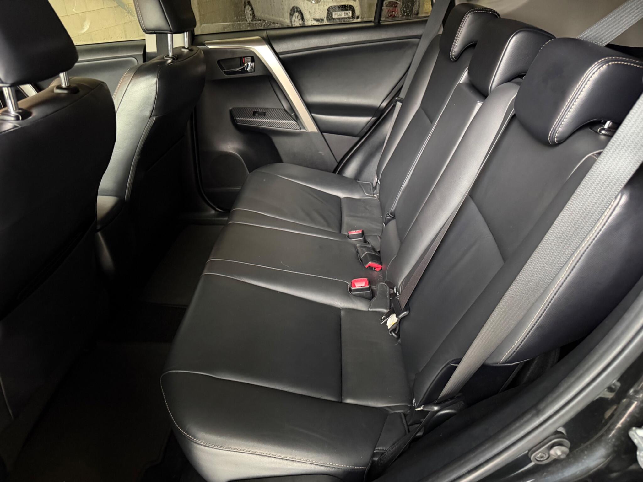 Toyota RAV4 view 74