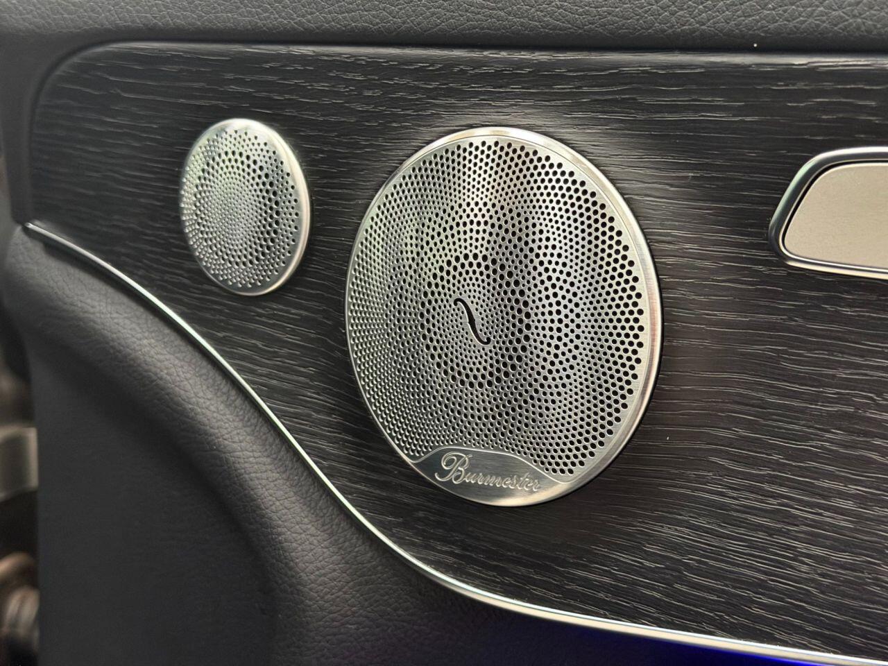 Mercedes-Benz C Class view 39