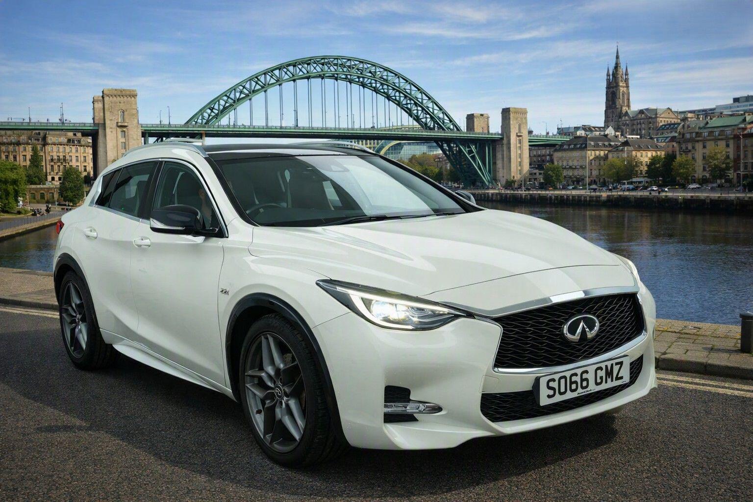2016 Infiniti Q30 in White for sale