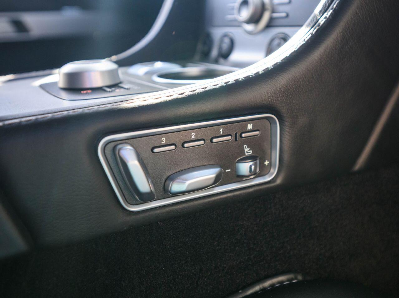 Aston Martin Rapide view 33