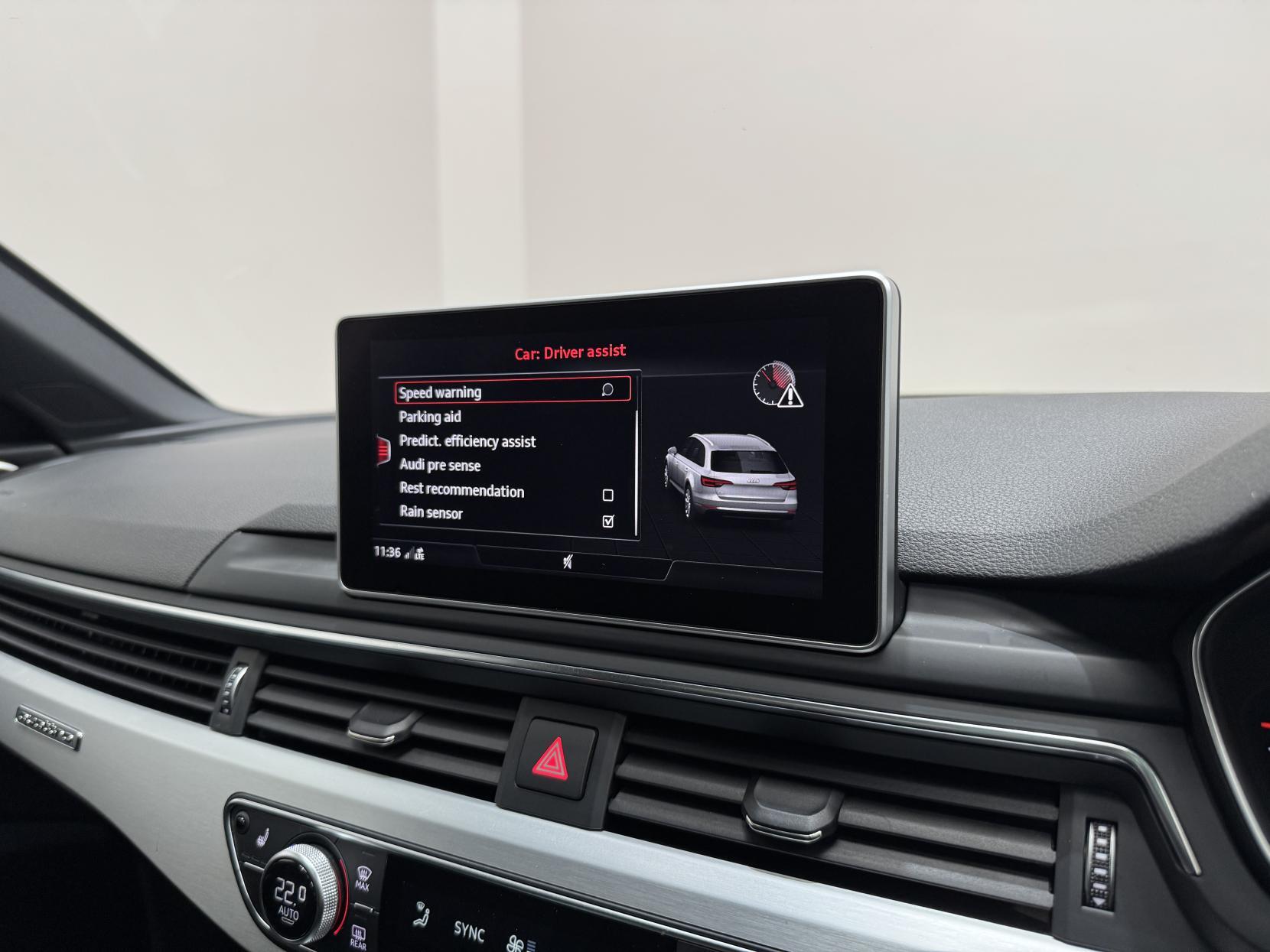 Audi S4 Avant view 35
