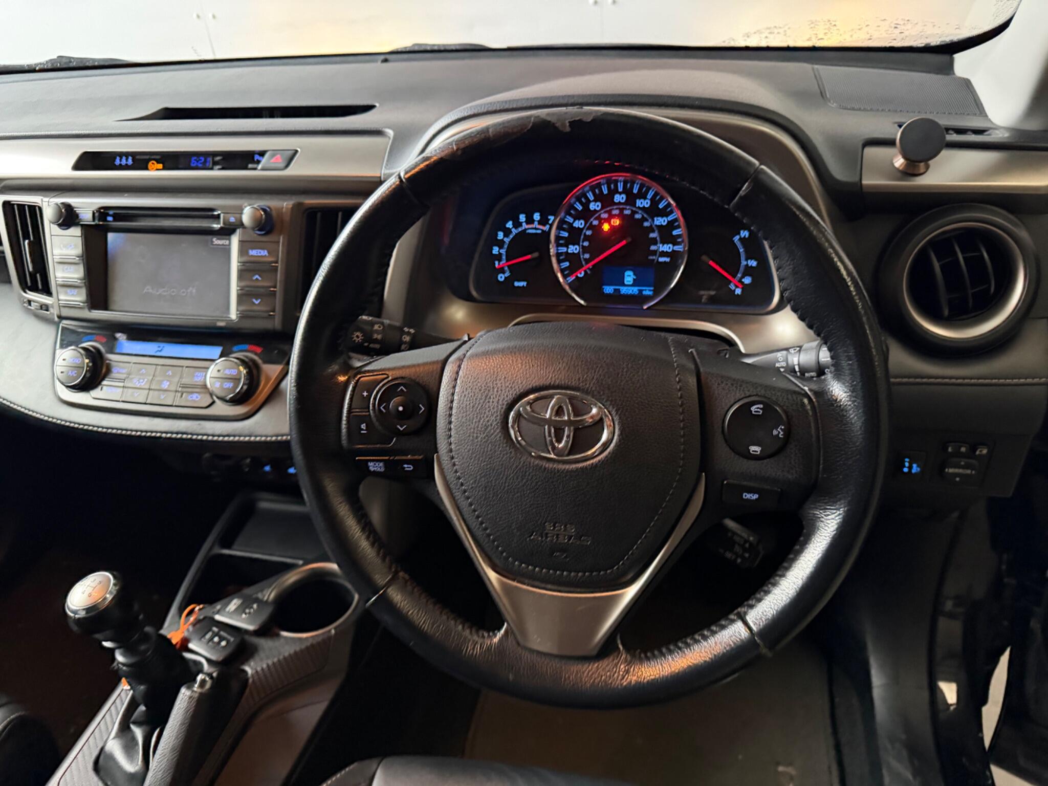 Toyota RAV4 view 26