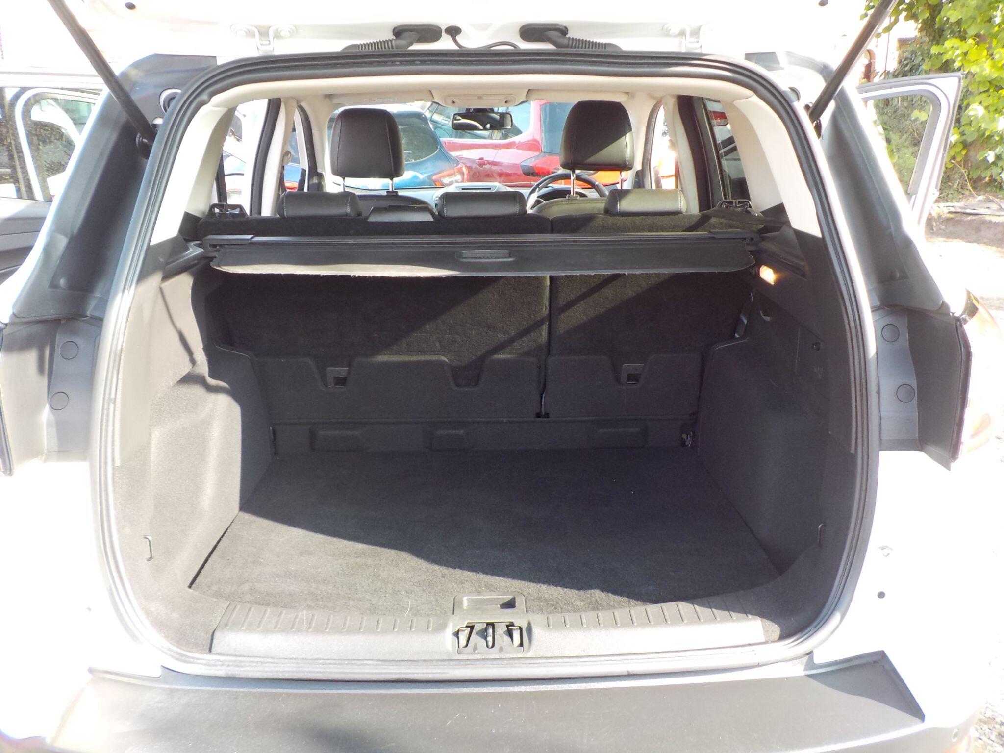 Ford Kuga 1.5 TDCi Titanium Euro 6 (s/s) 5dr