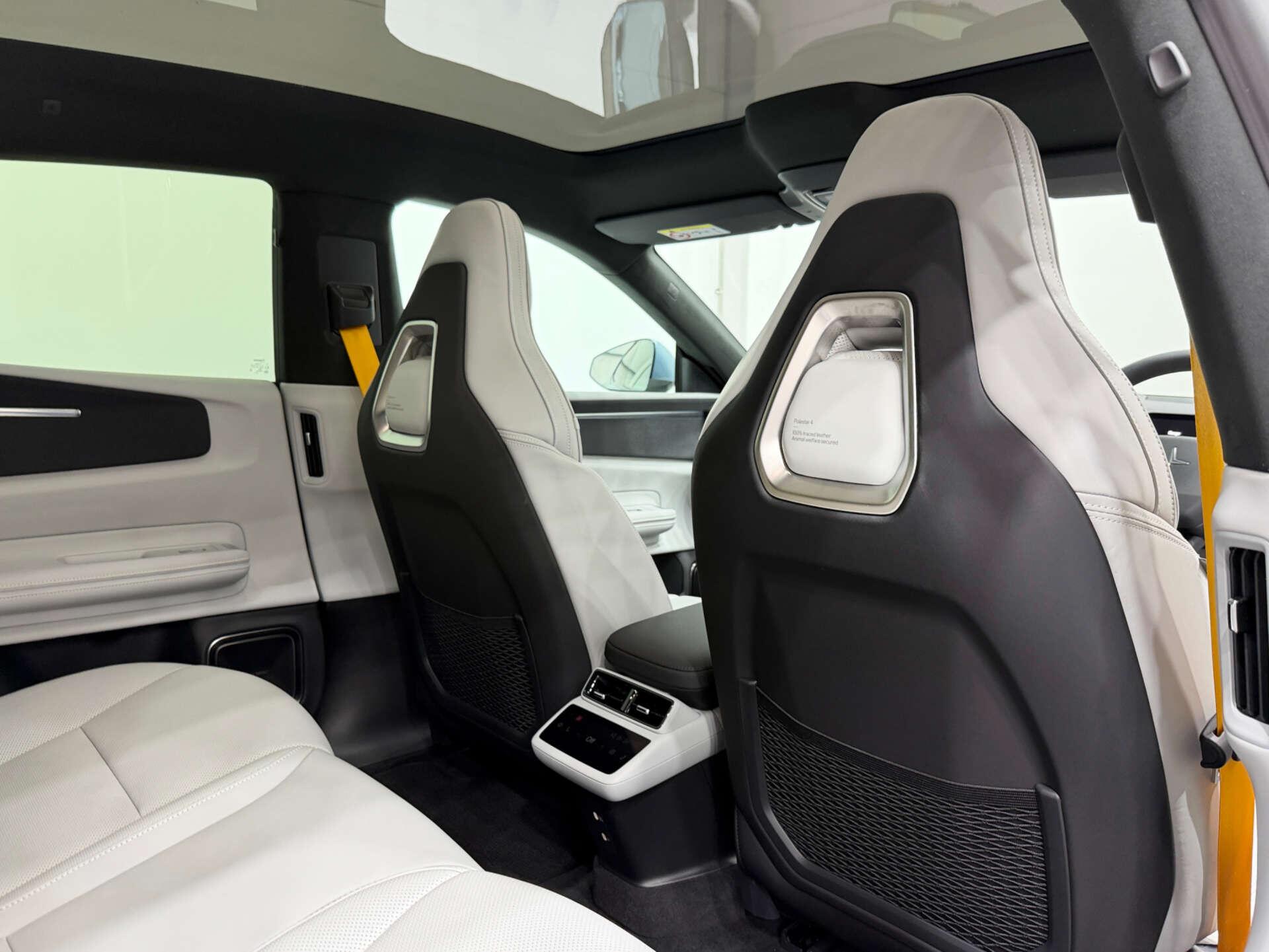 Polestar 4 view 15