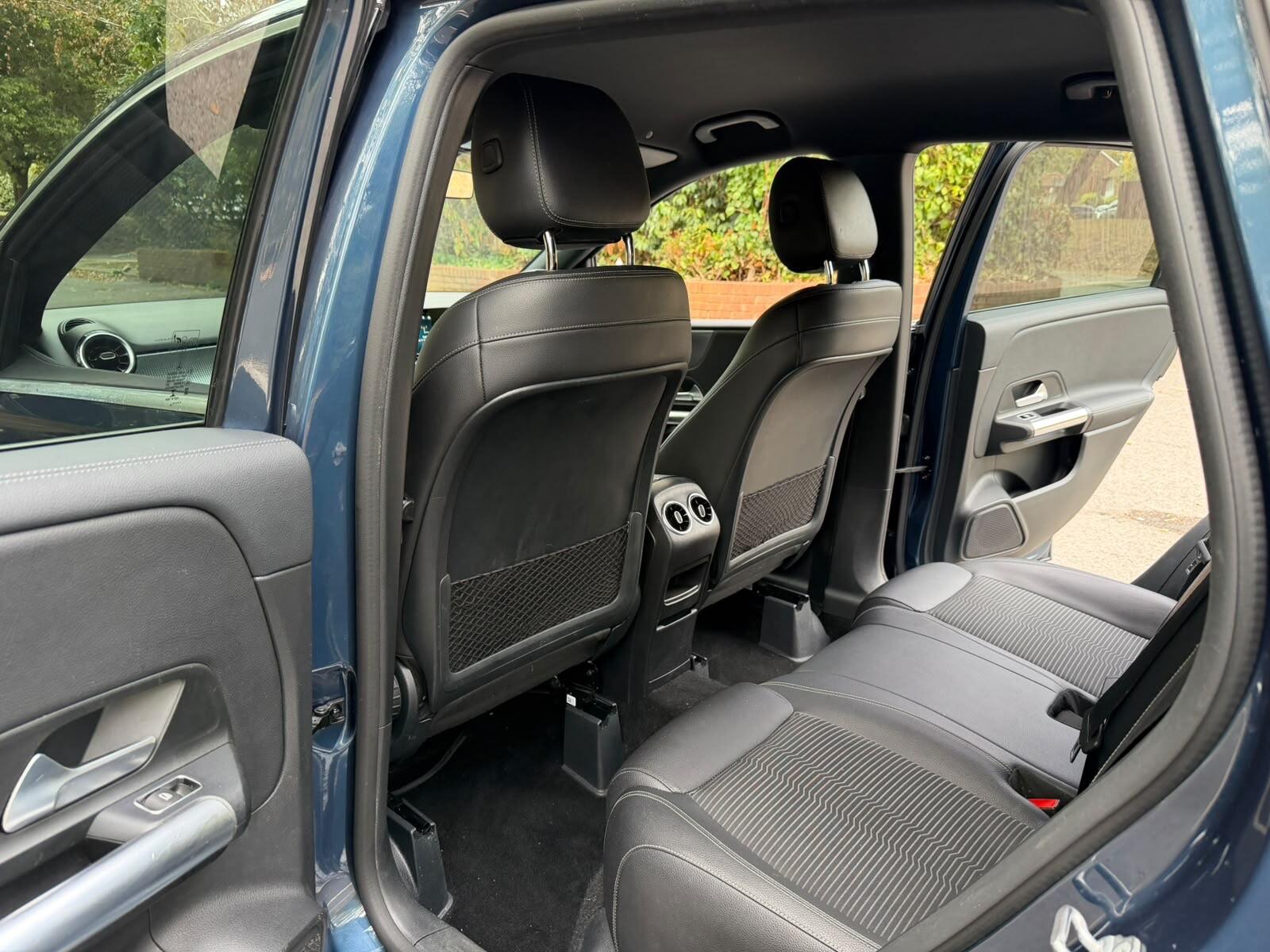 Mercedes-Benz B-Class view 16