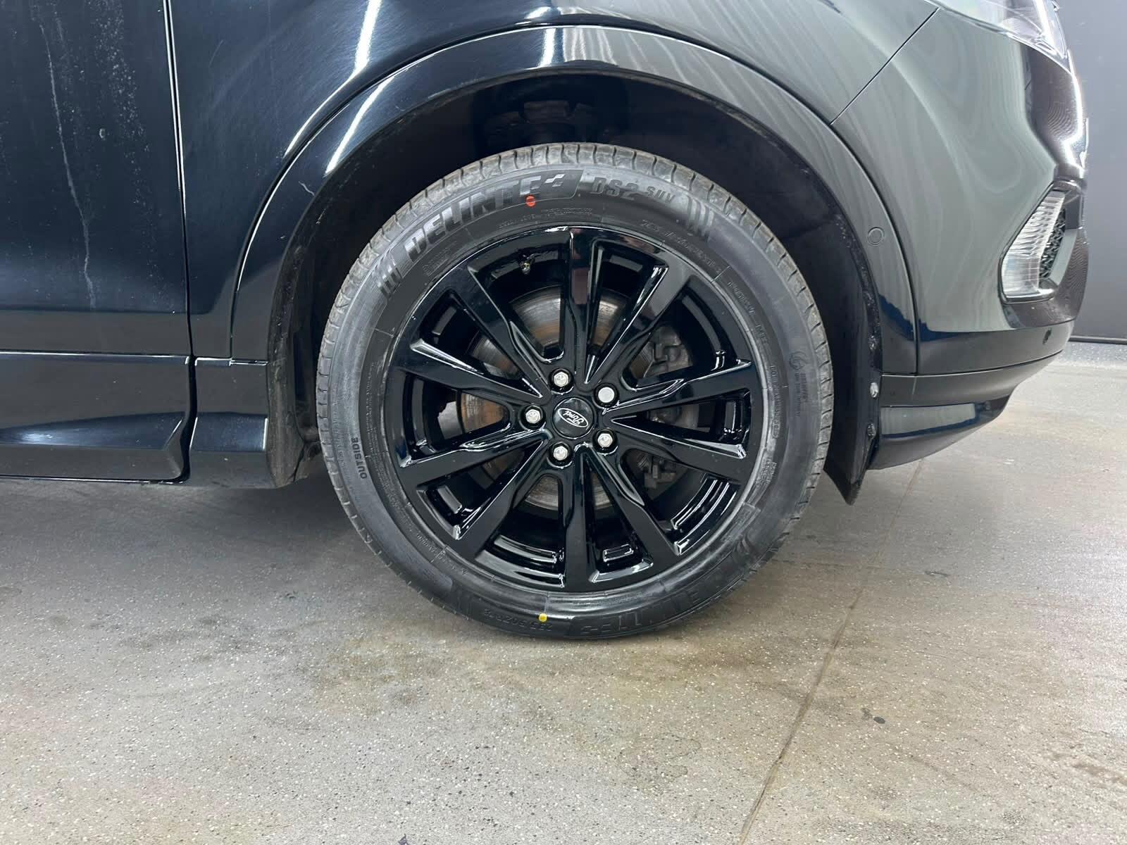 Ford Kuga view 12