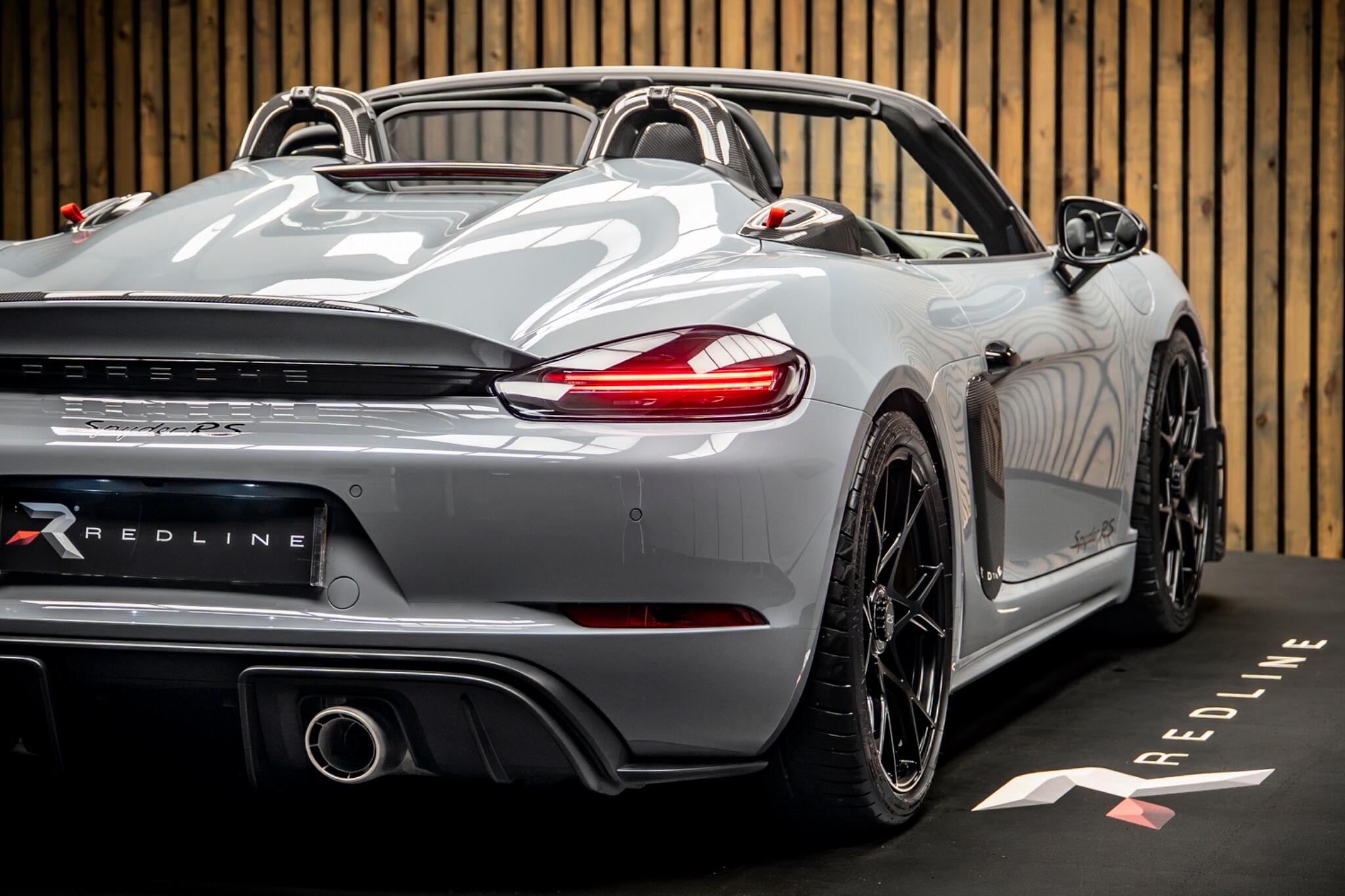 Porsche 718 Spyder view 22