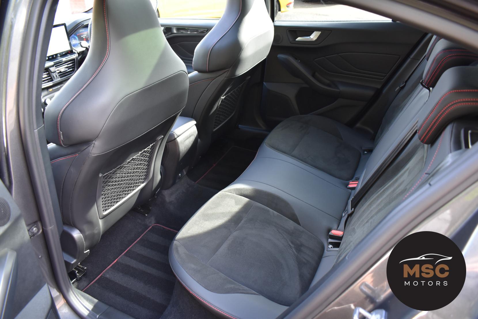 Ford Focus view 46