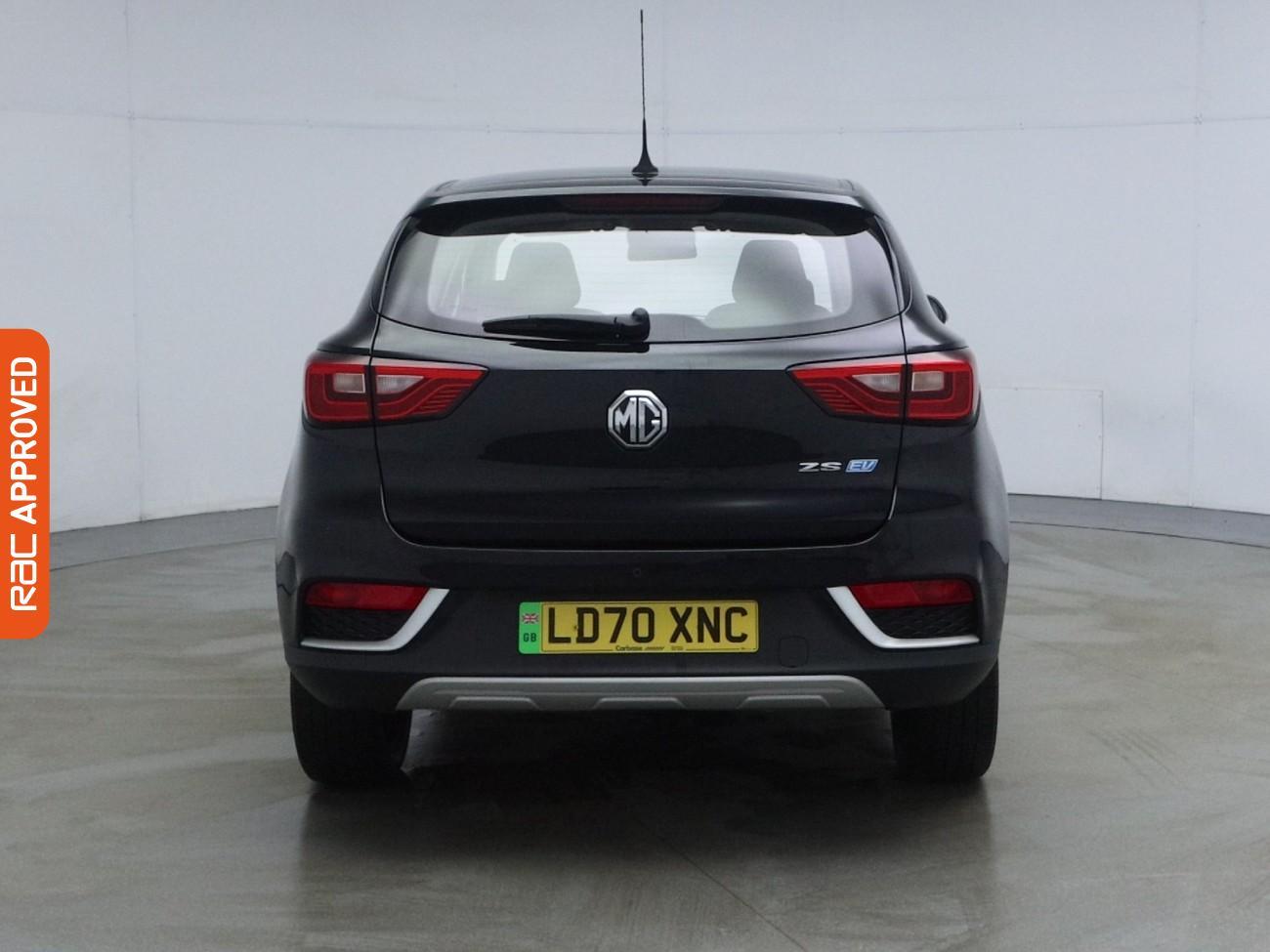 MG ZS view 9
