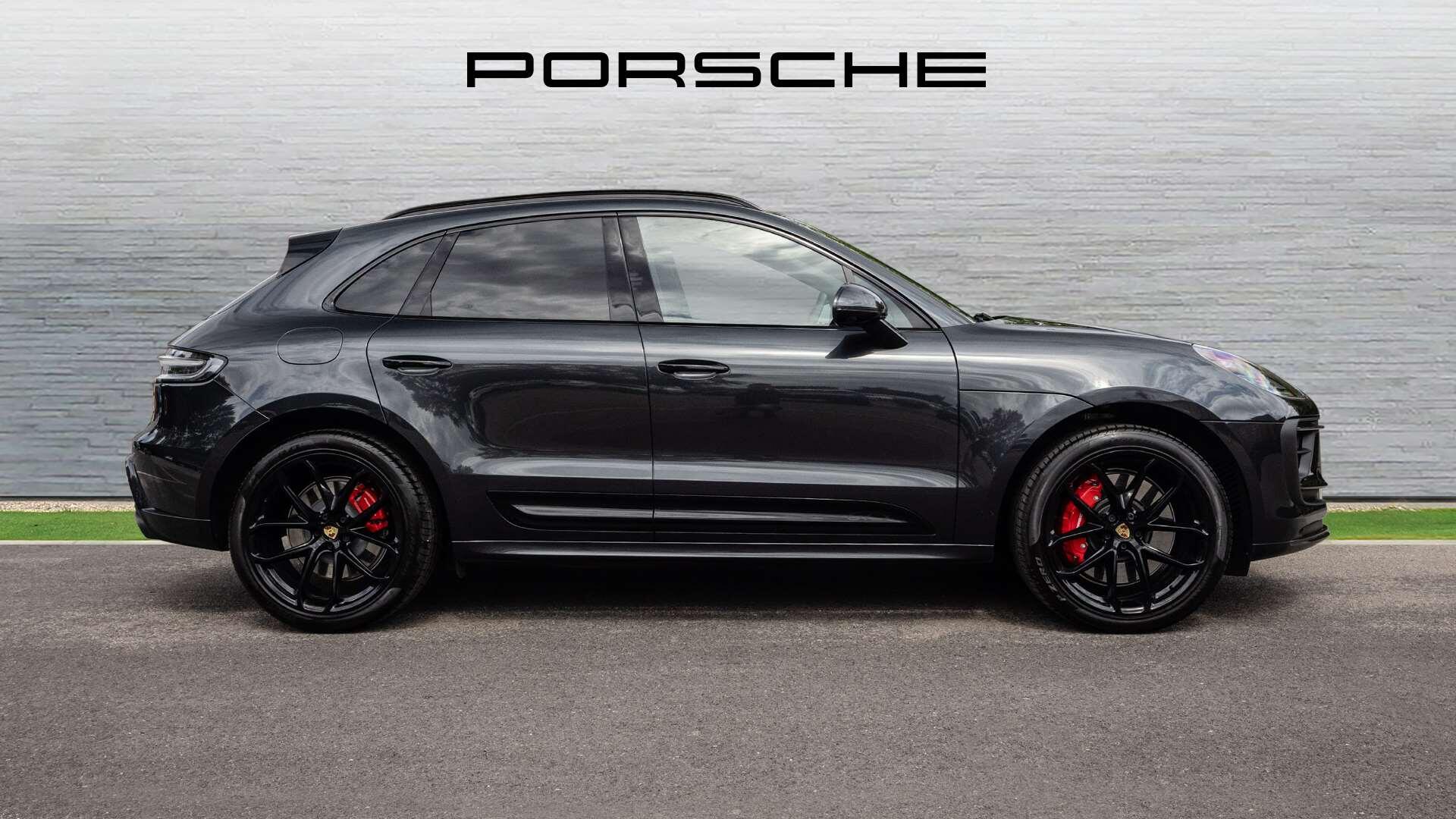 Porsche Macan view 7