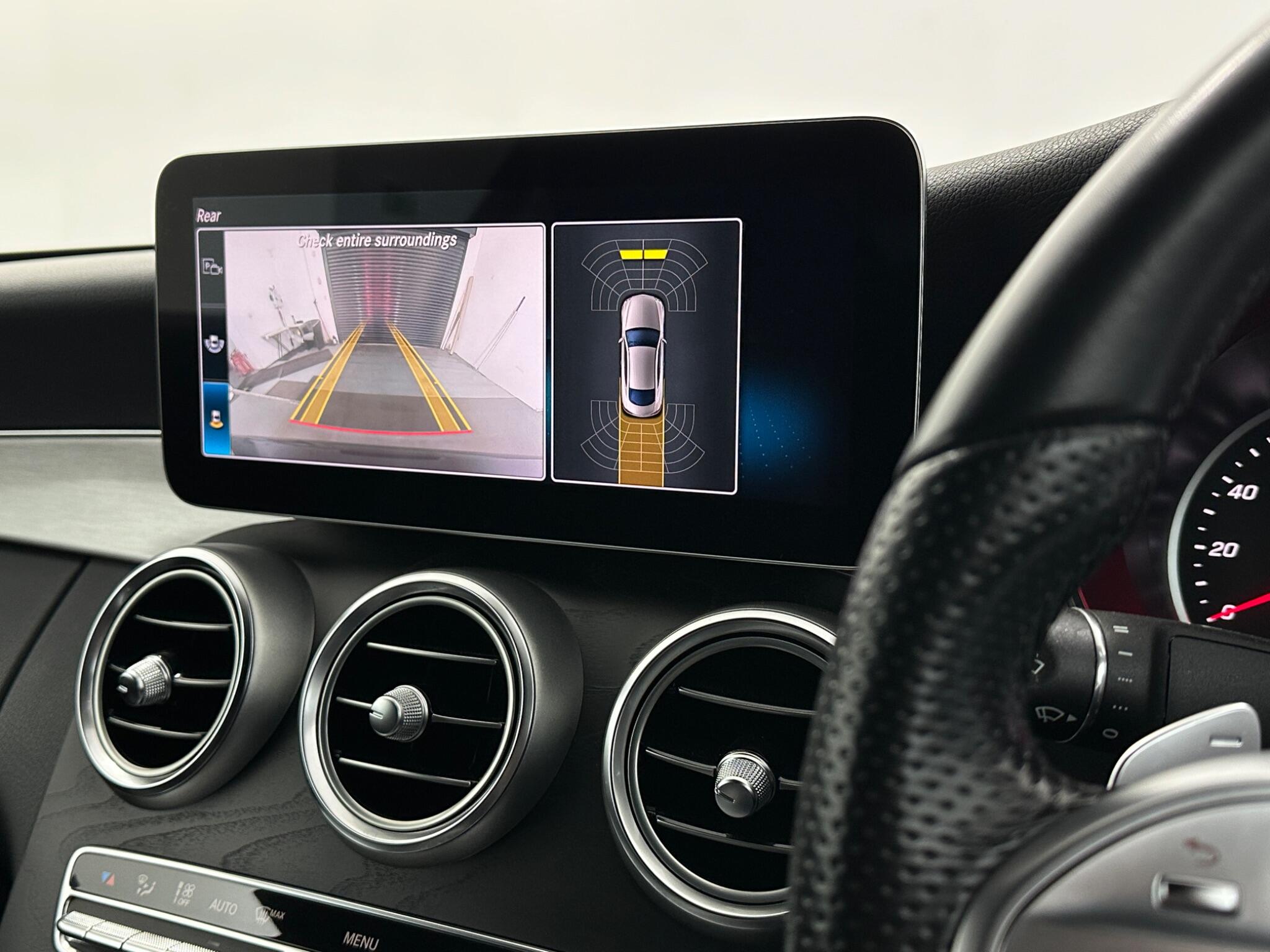 Mercedes-Benz C-Class view 25