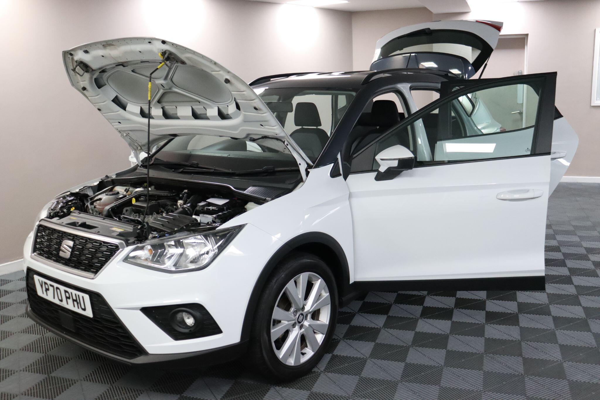 Seat Arona view 16