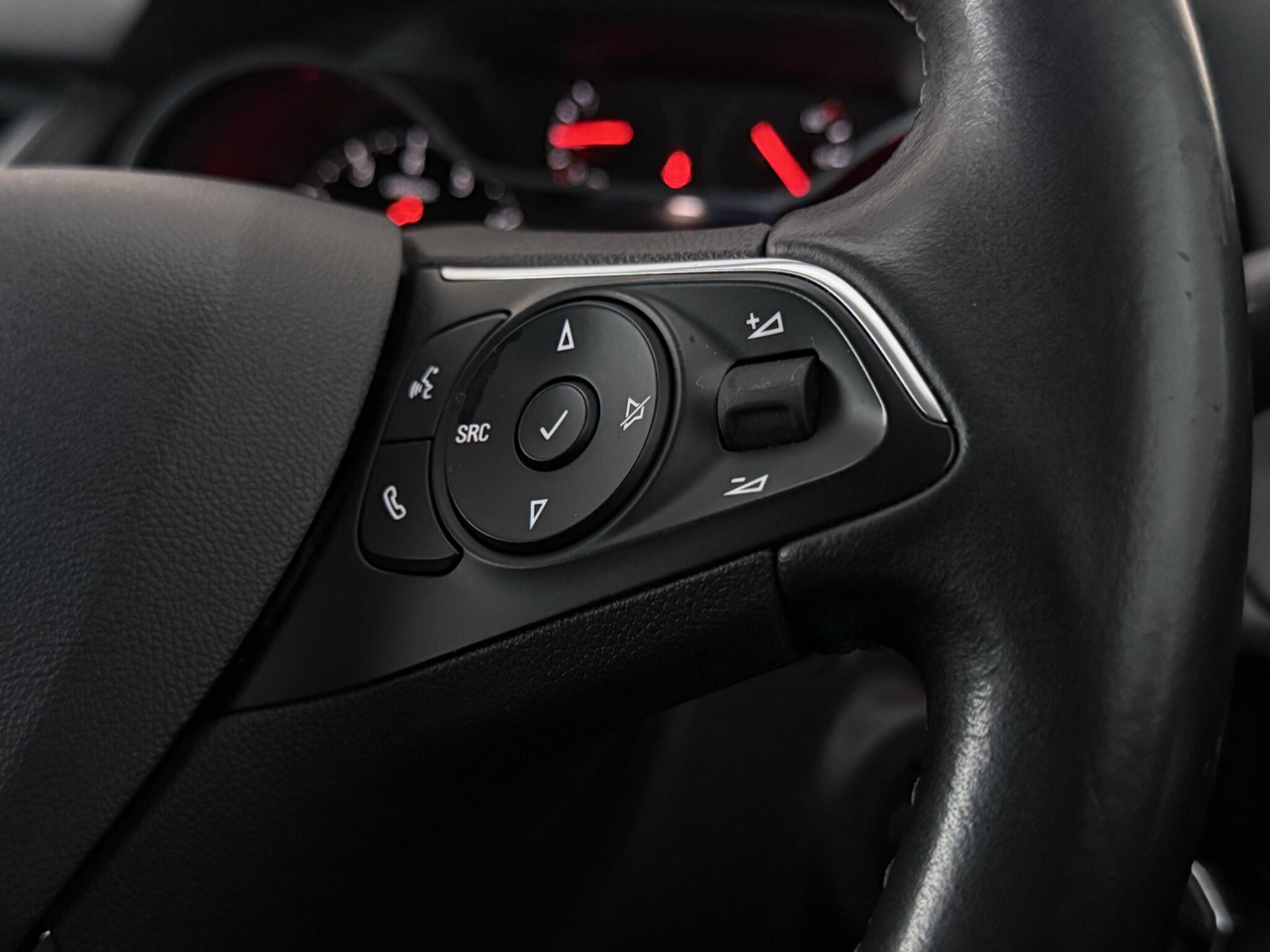 Vauxhall Grandland X view 15