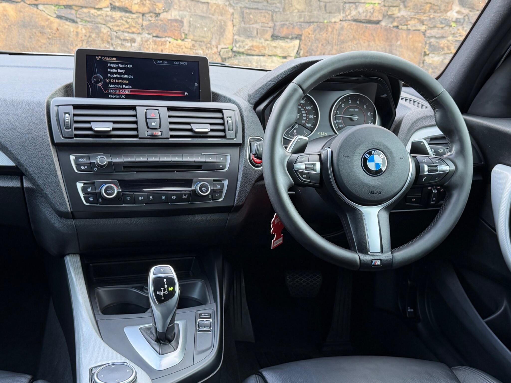 BMW 1 Series view 23