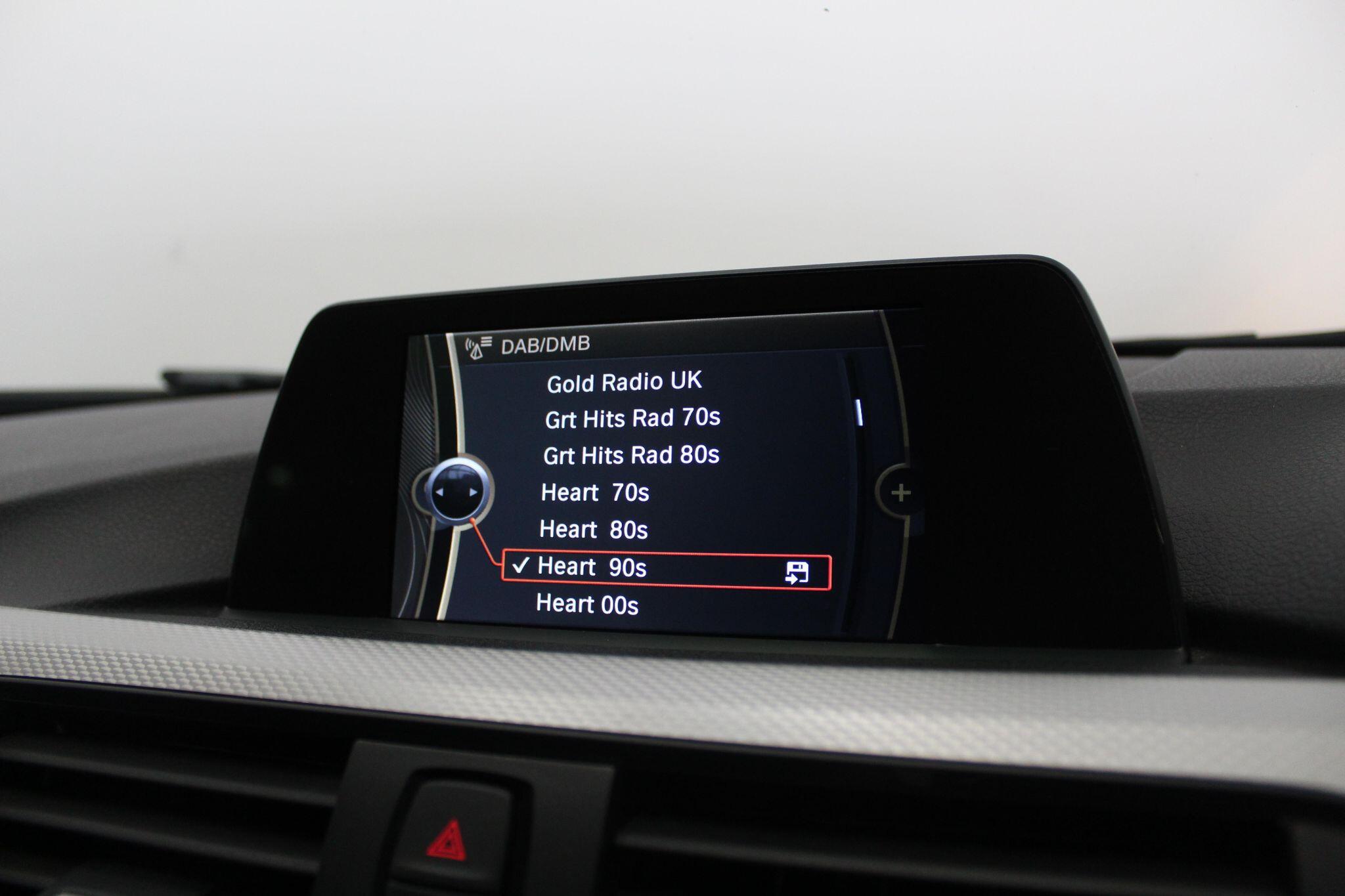 BMW 3 Series view 35