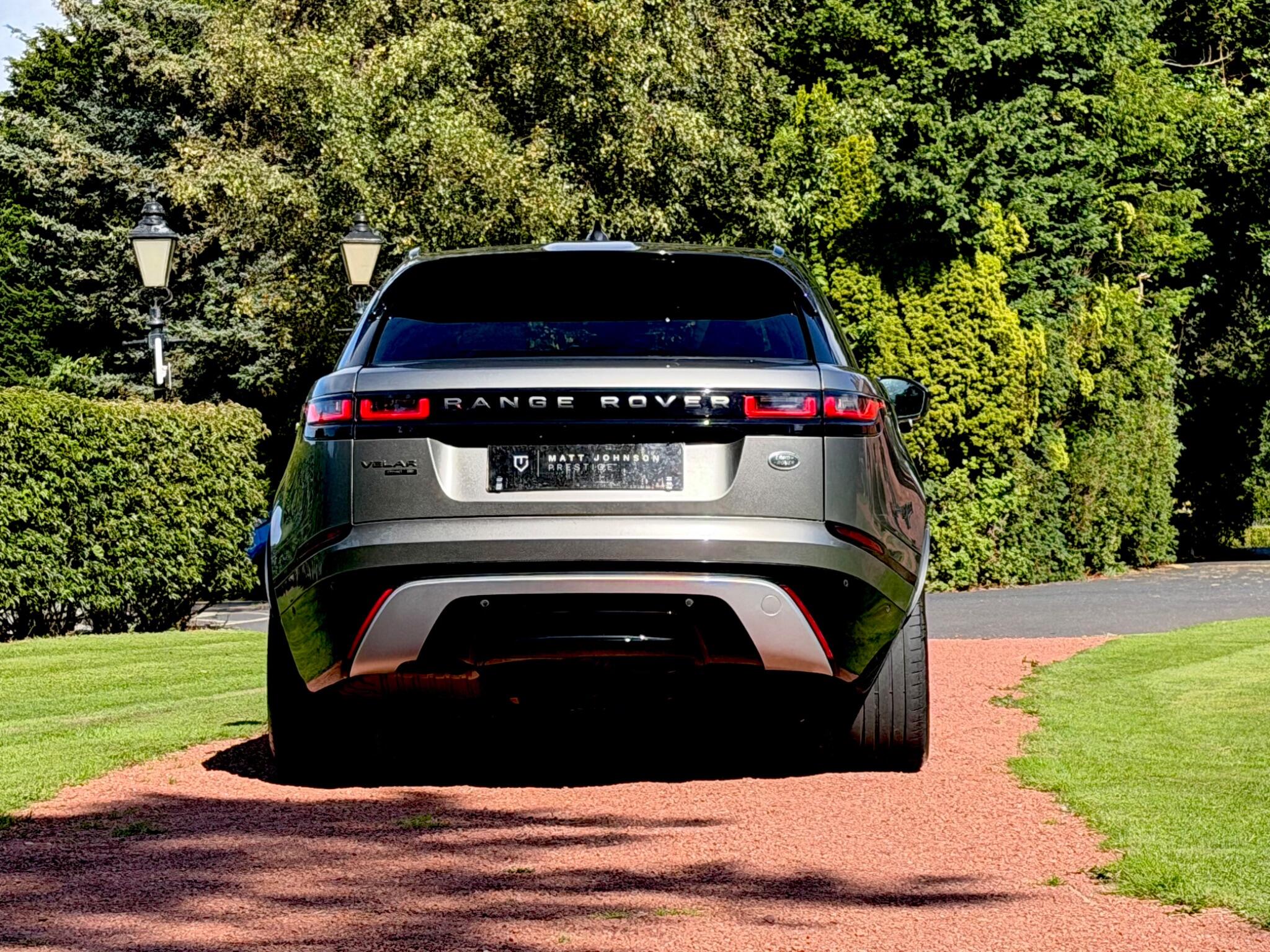 Land Rover Range Rover Velar view 9