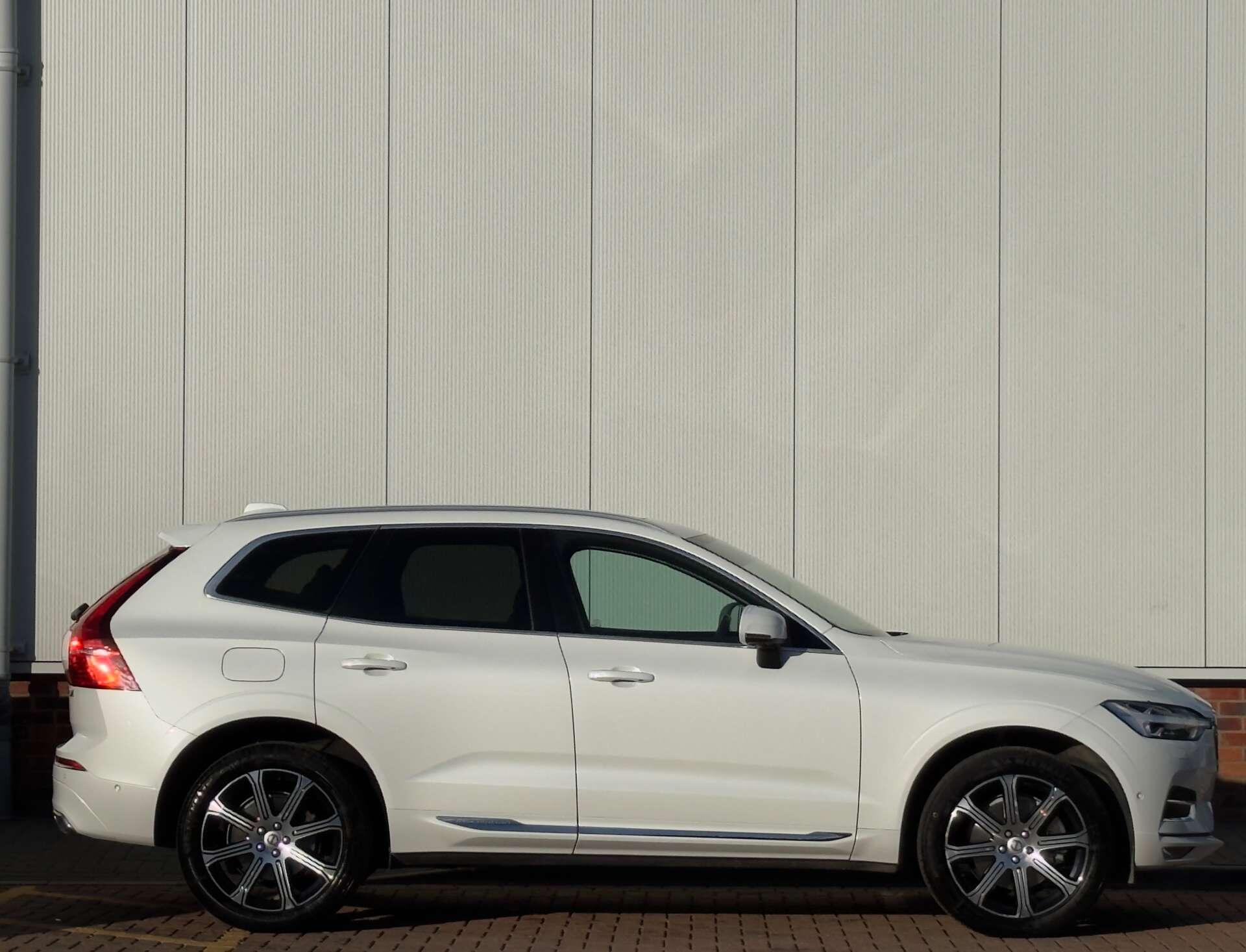Volvo XC60 view 7