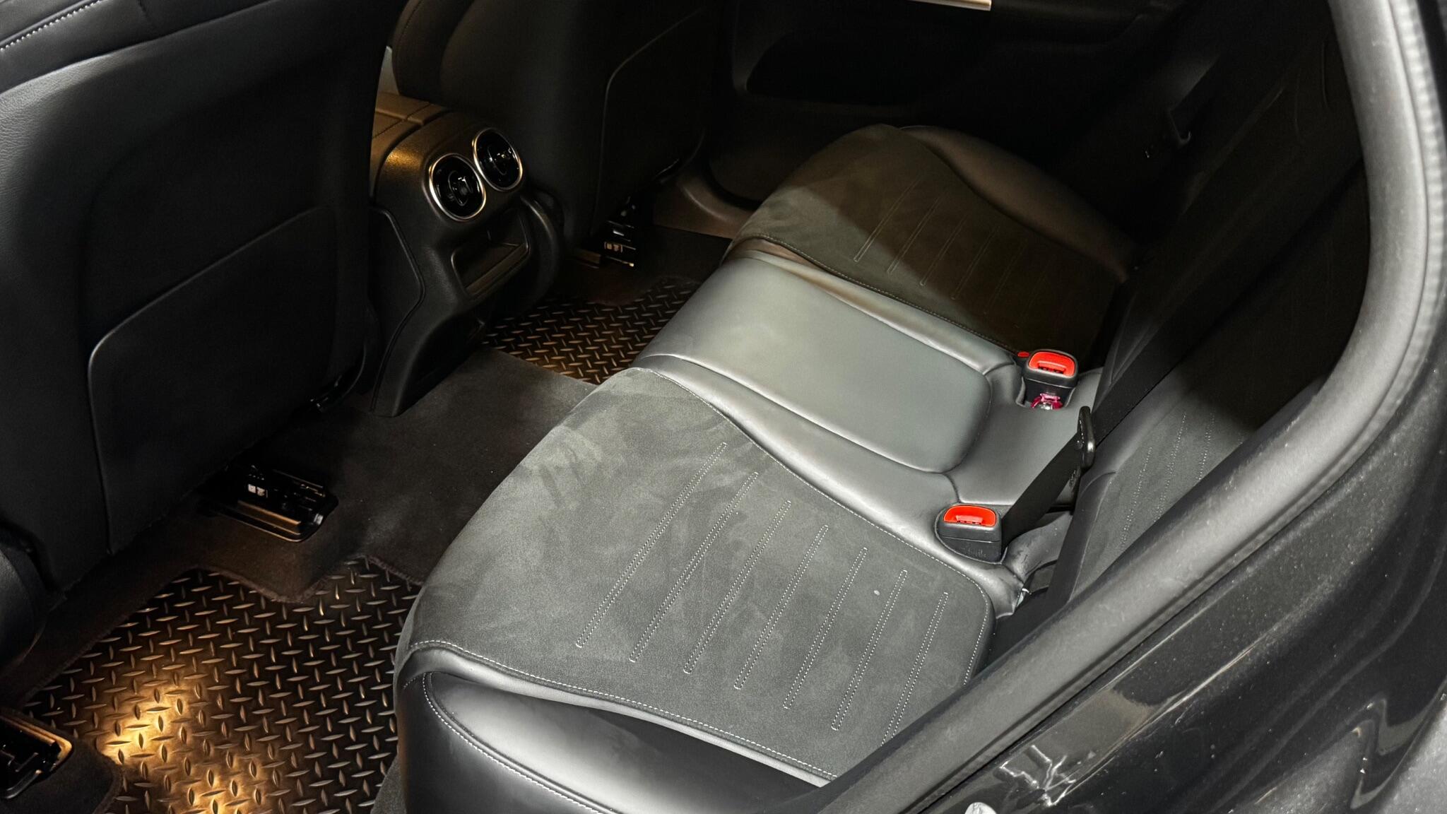 Mercedes-Benz GLC view 56