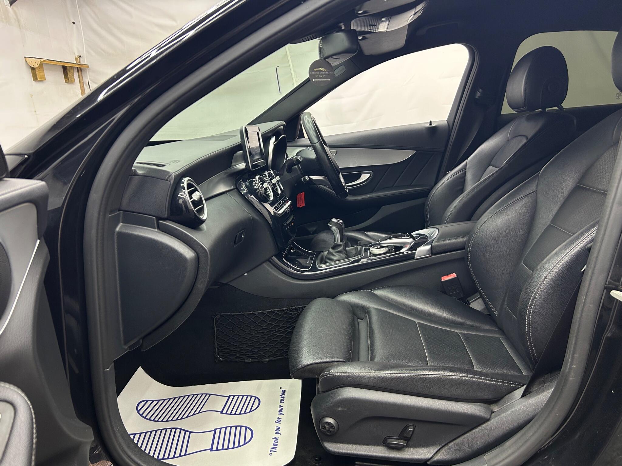 Mercedes-Benz C Class view 48