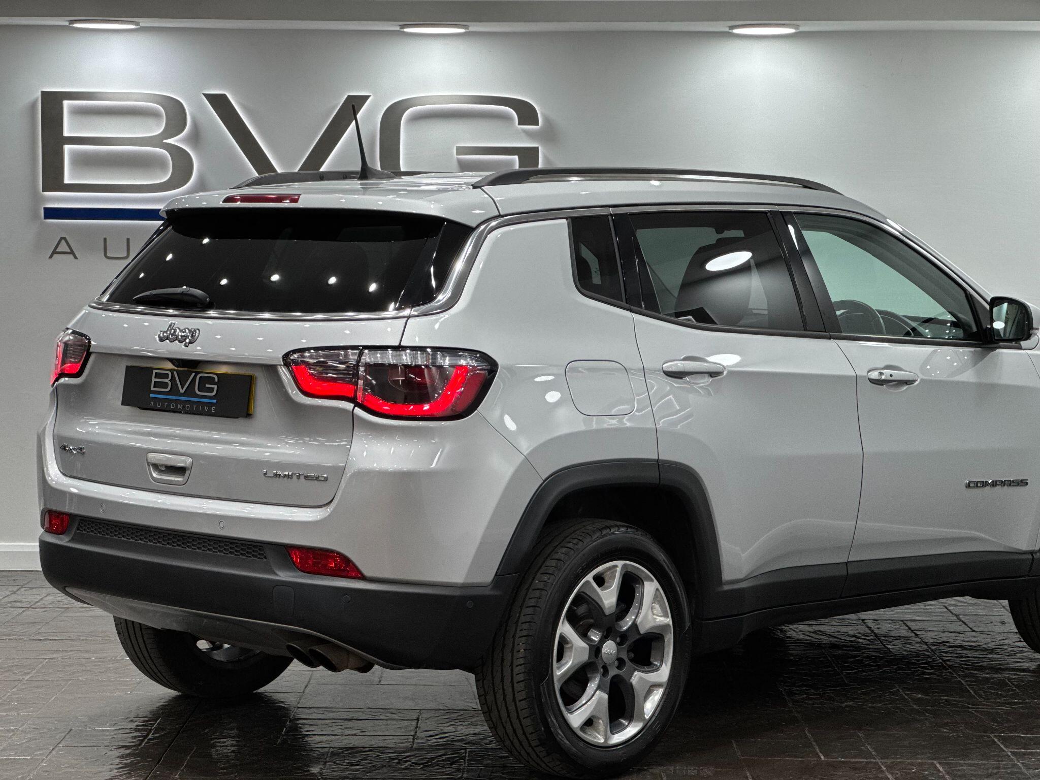 Jeep Compass view 18