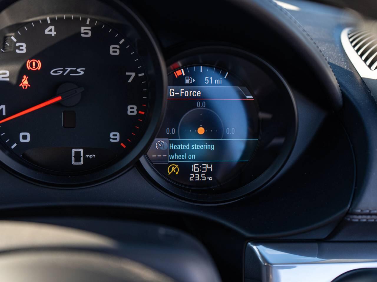Porsche Cayman view 27