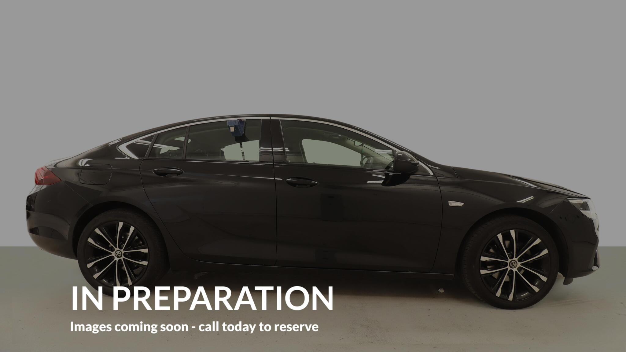 Vauxhall Insignia view 5