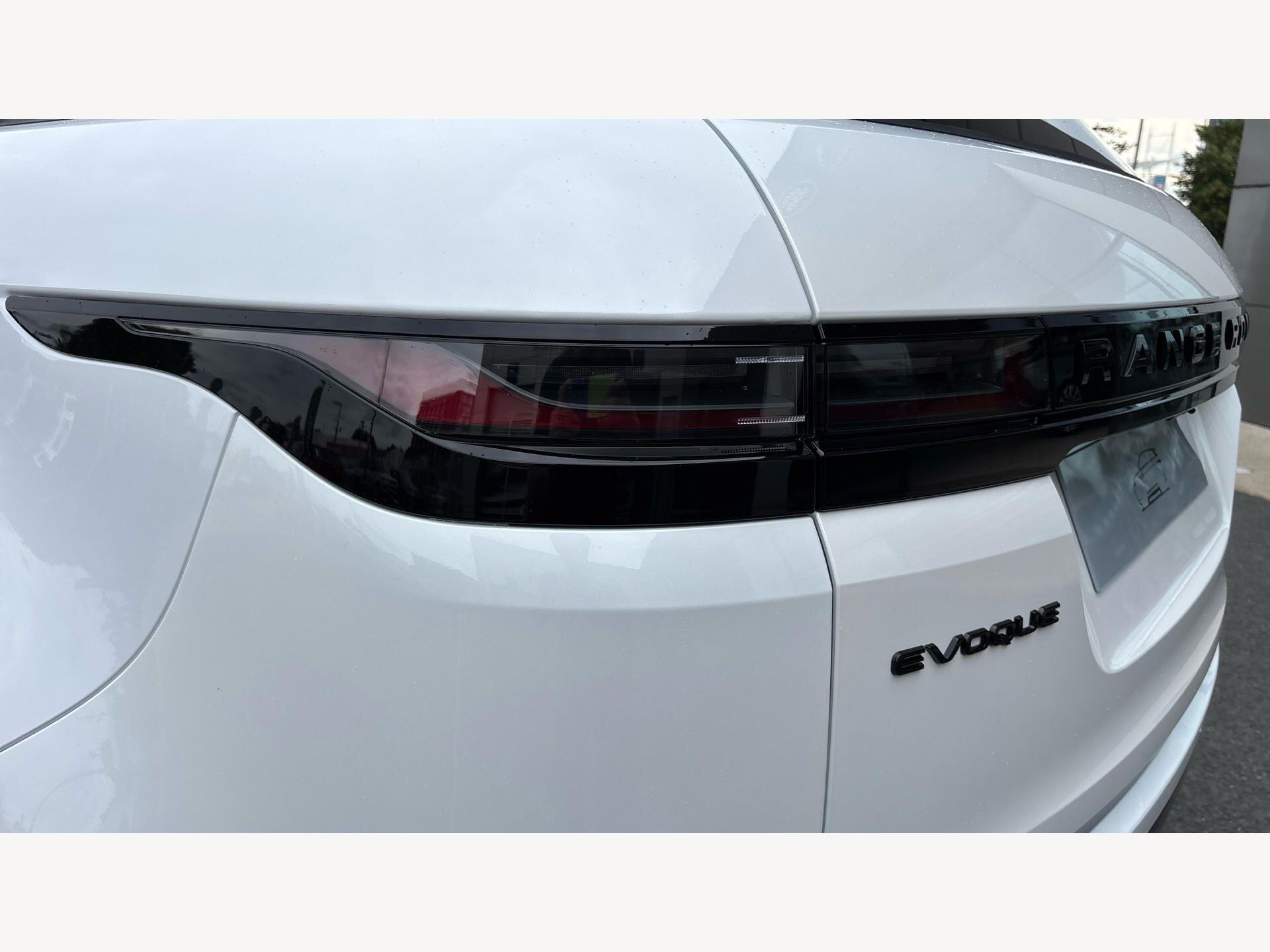 Land Rover Range Rover Evoque view 23