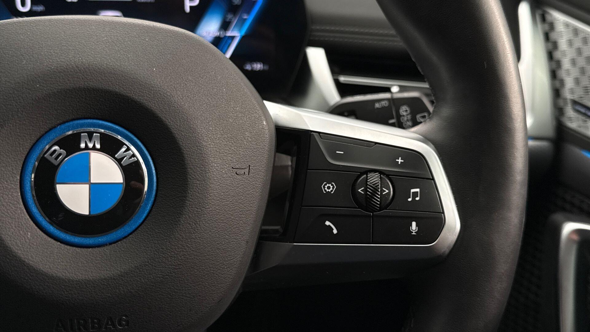 BMW iX1 view 19