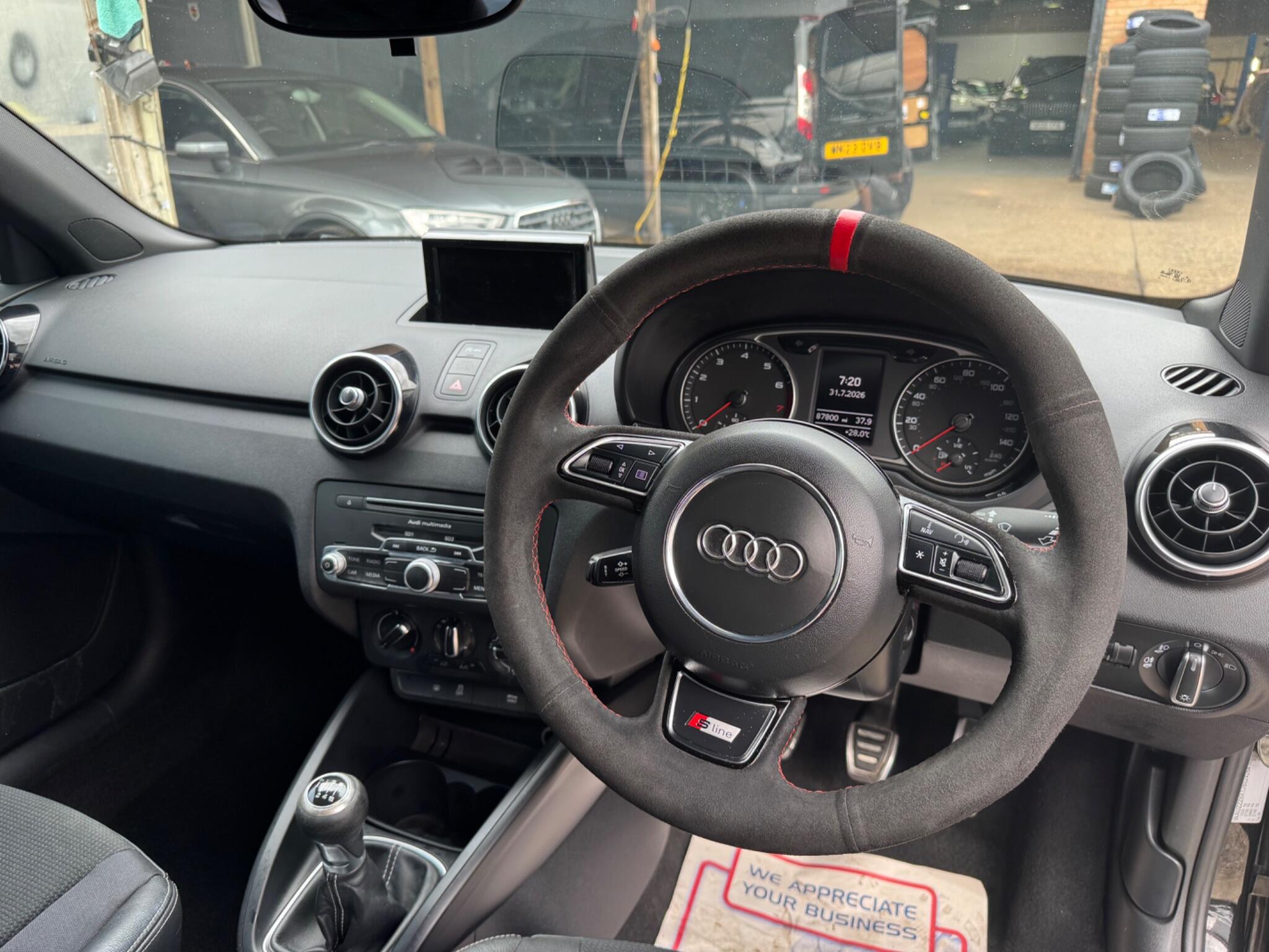 Audi A1 view 12