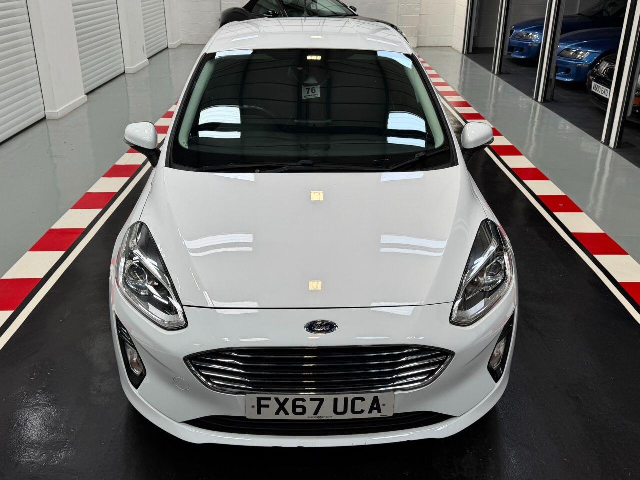 Ford Fiesta view 14