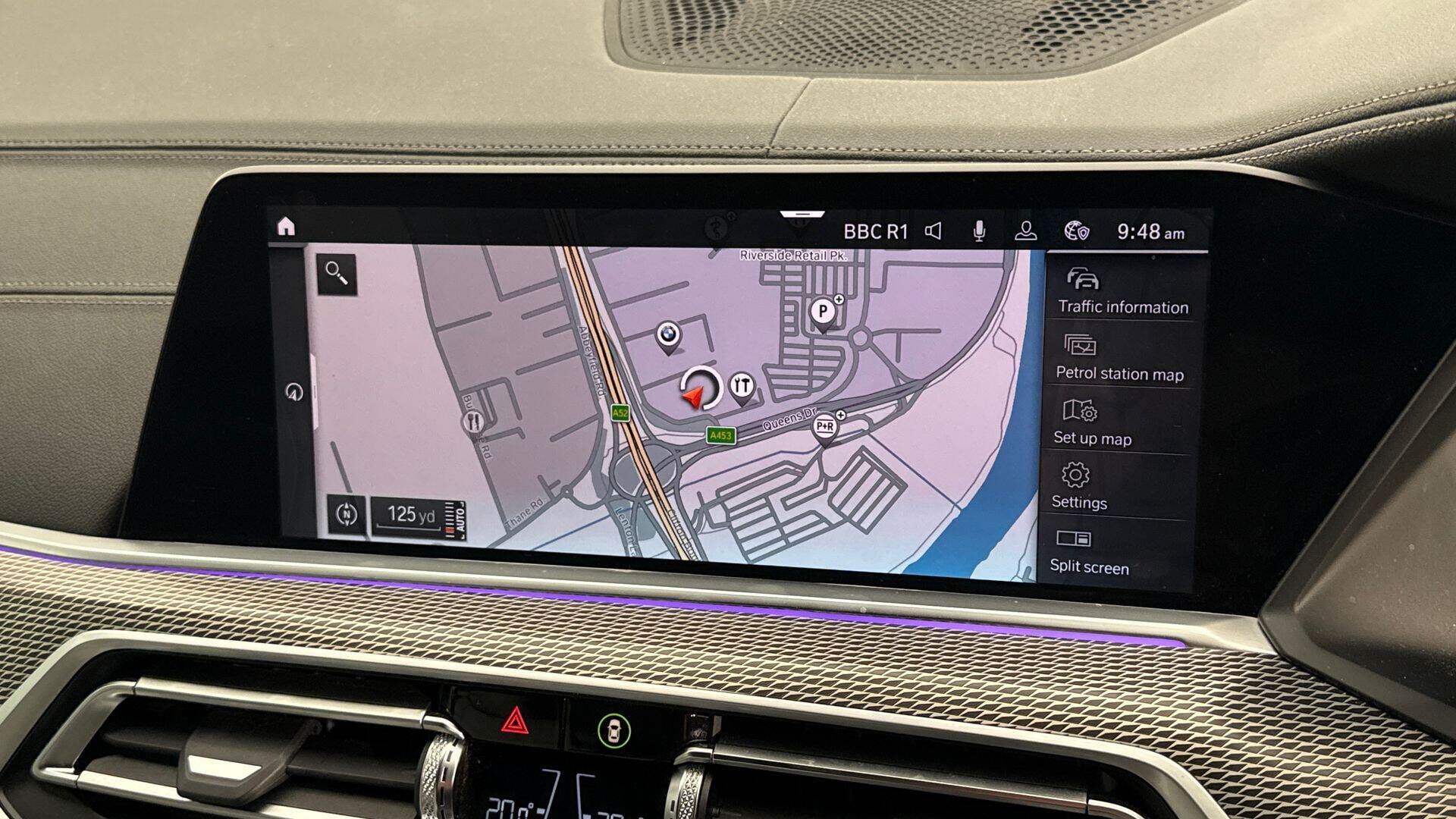 BMW X5 view 24
