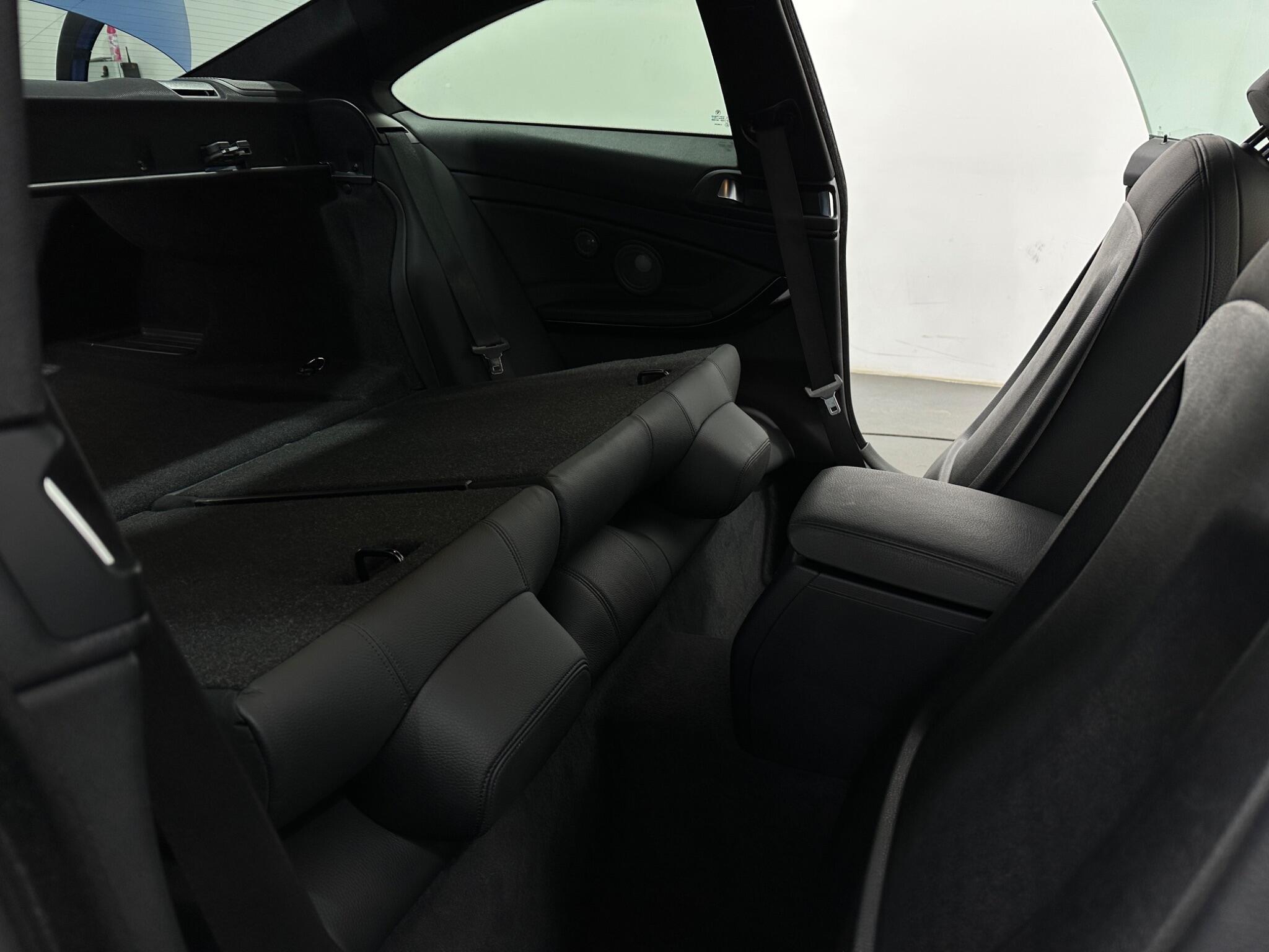 BMW 4 Series view 44