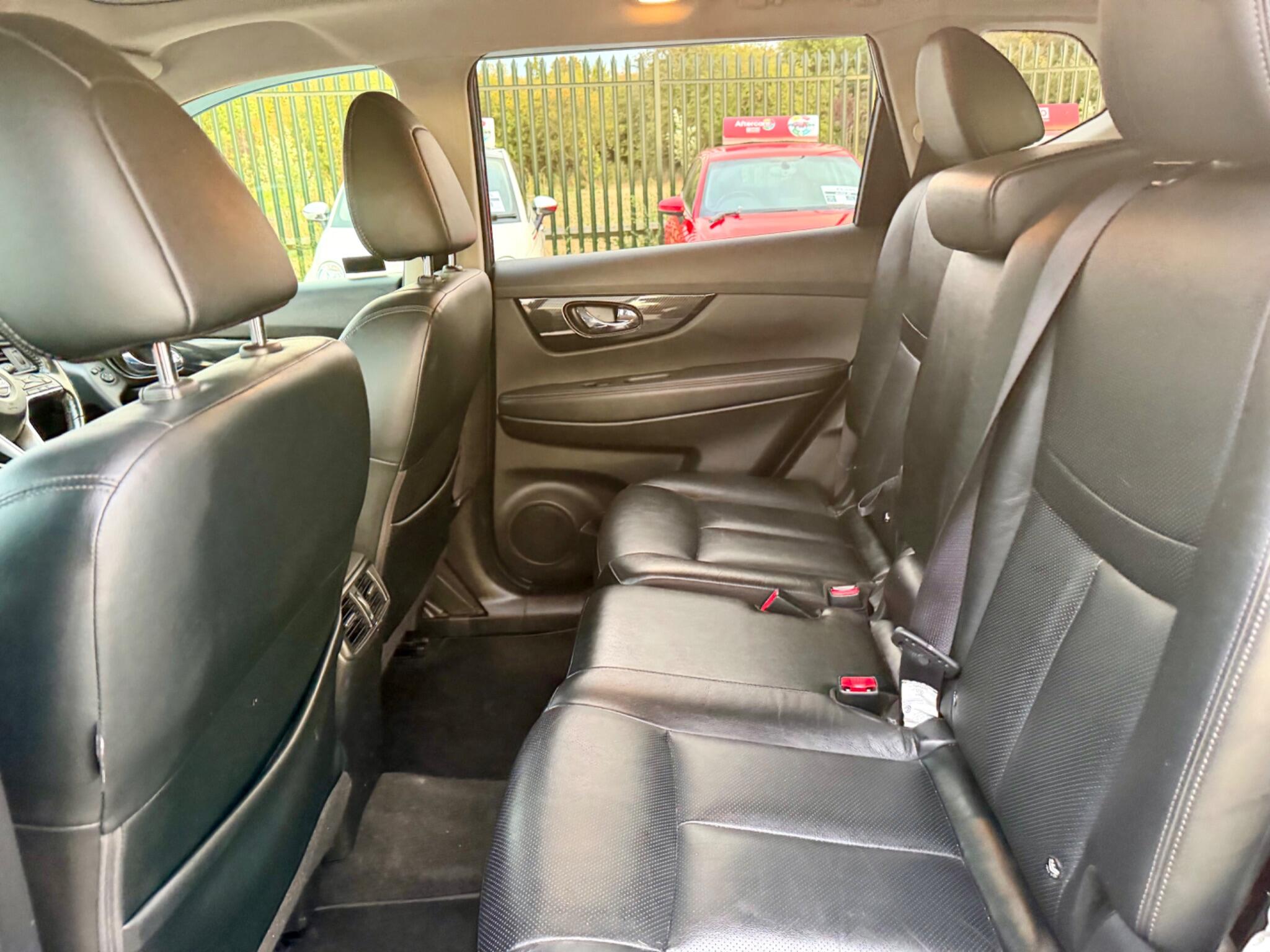 Nissan X-Trail view 32