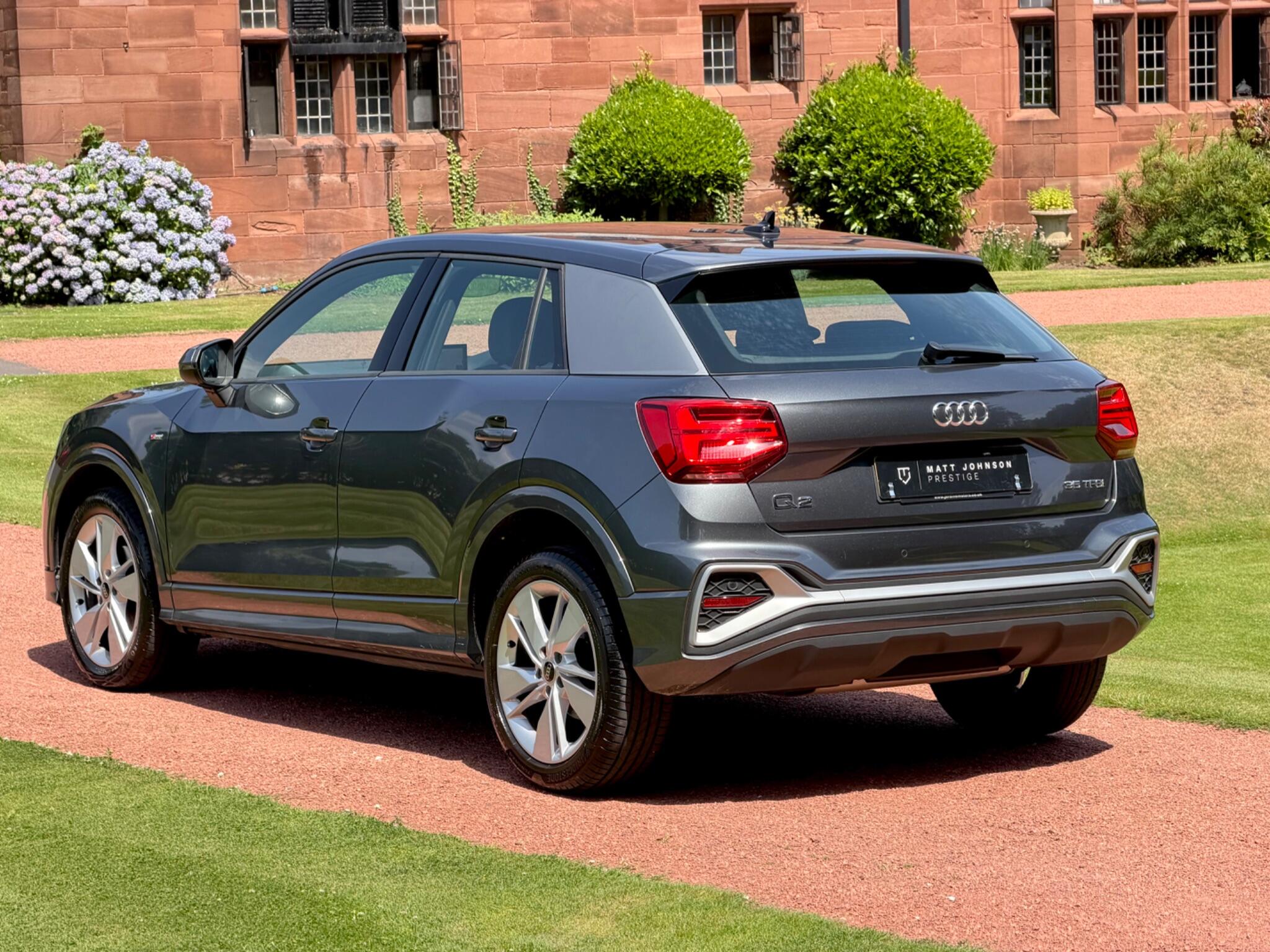 Audi Q2 view 5