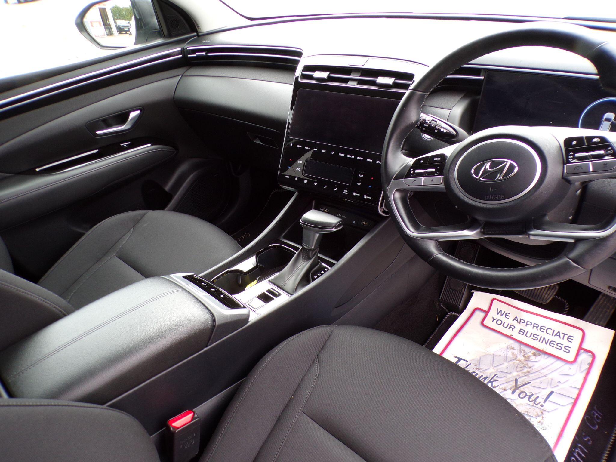 Hyundai Tucson view 16