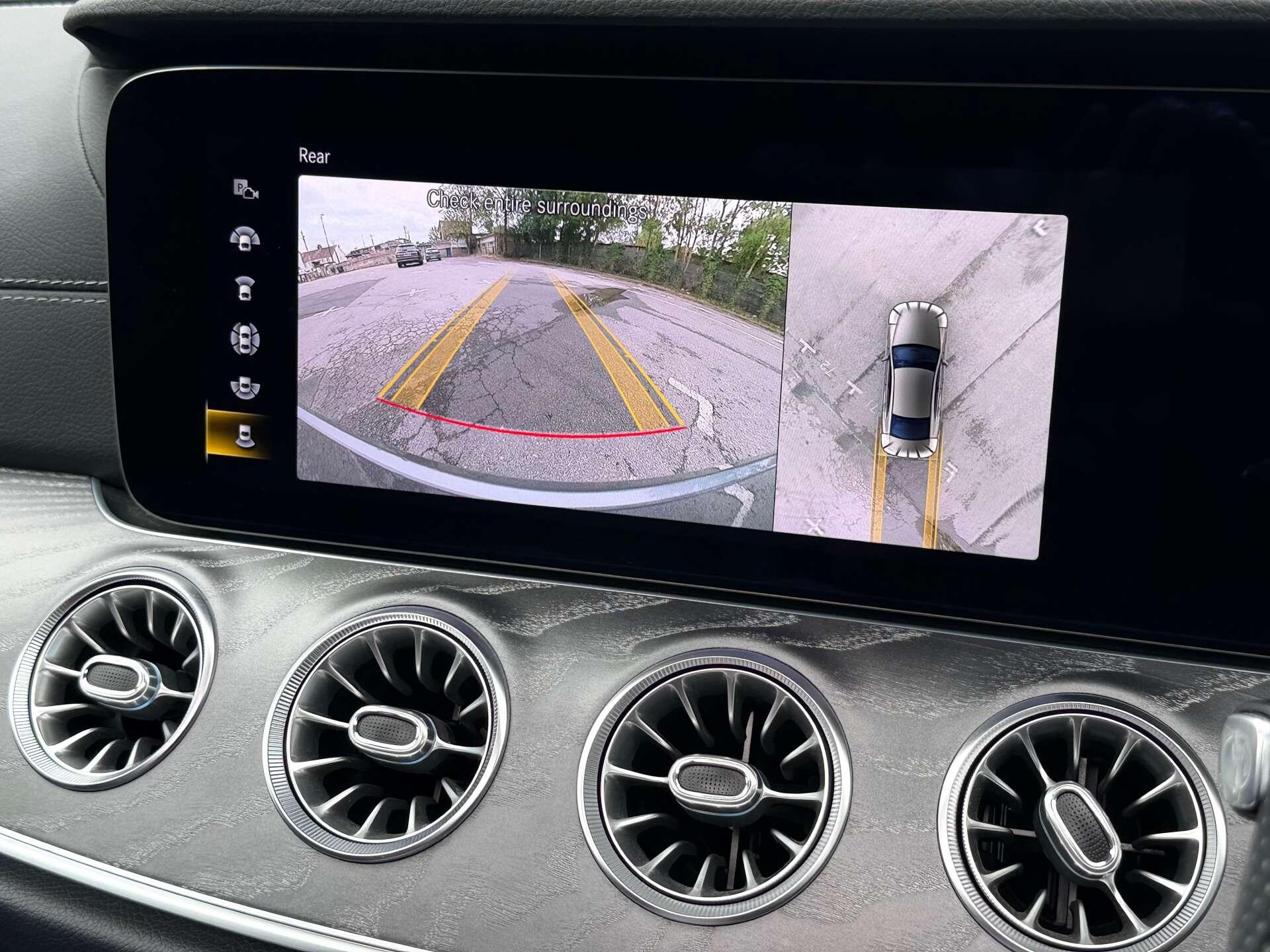 Mercedes-Benz CLS view 40