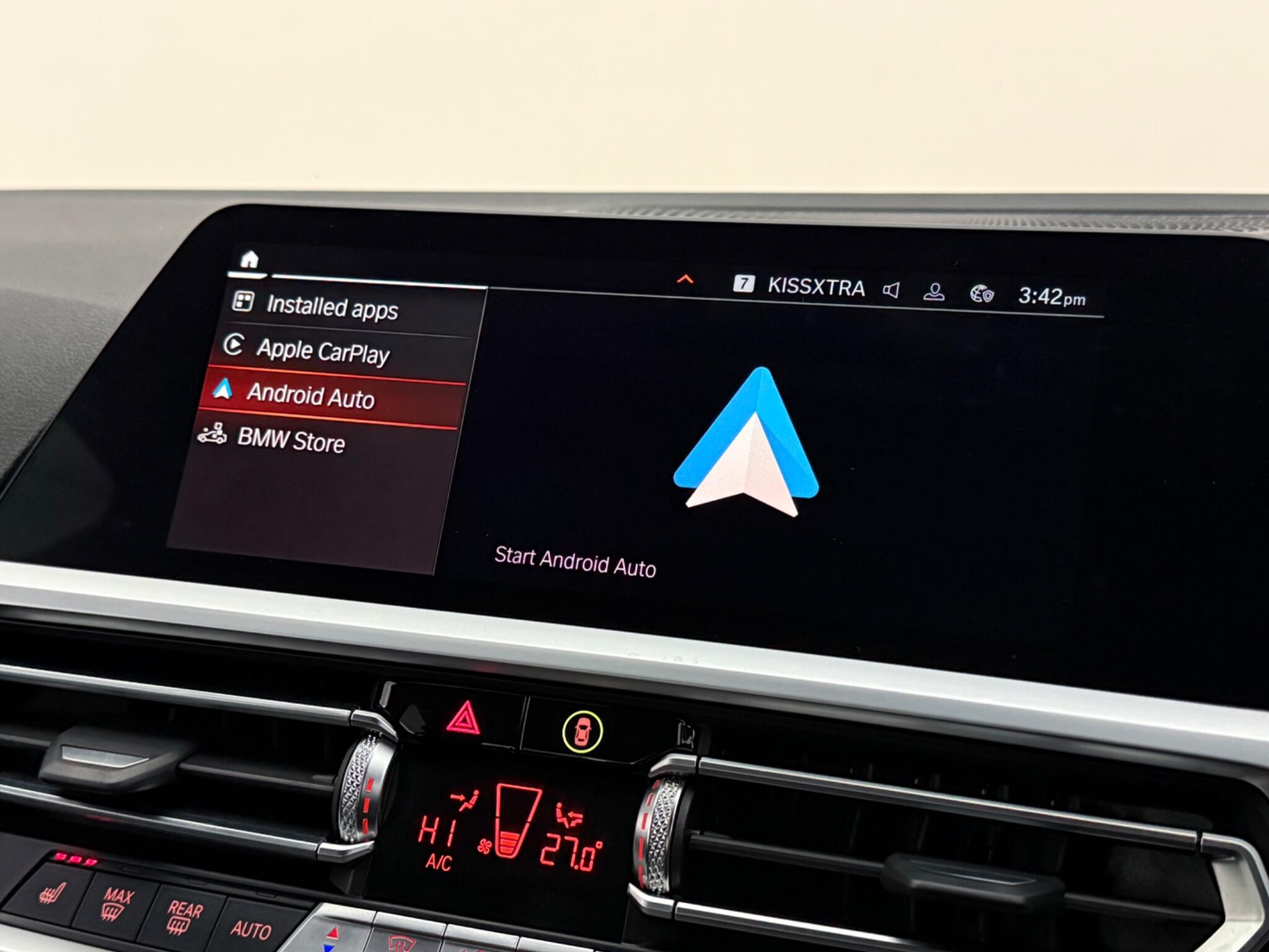 BMW 3 Series view 37