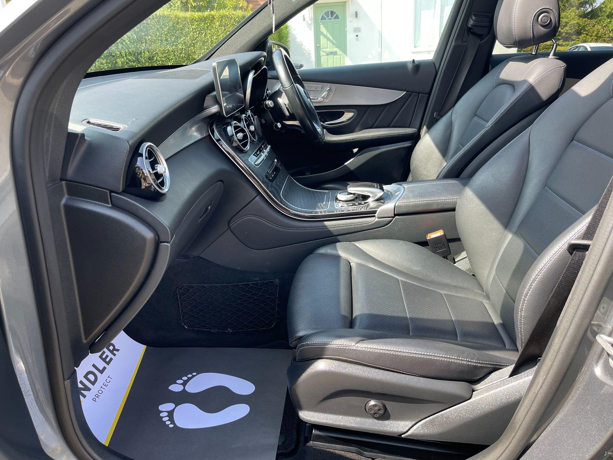 Mercedes-Benz GLC view 42