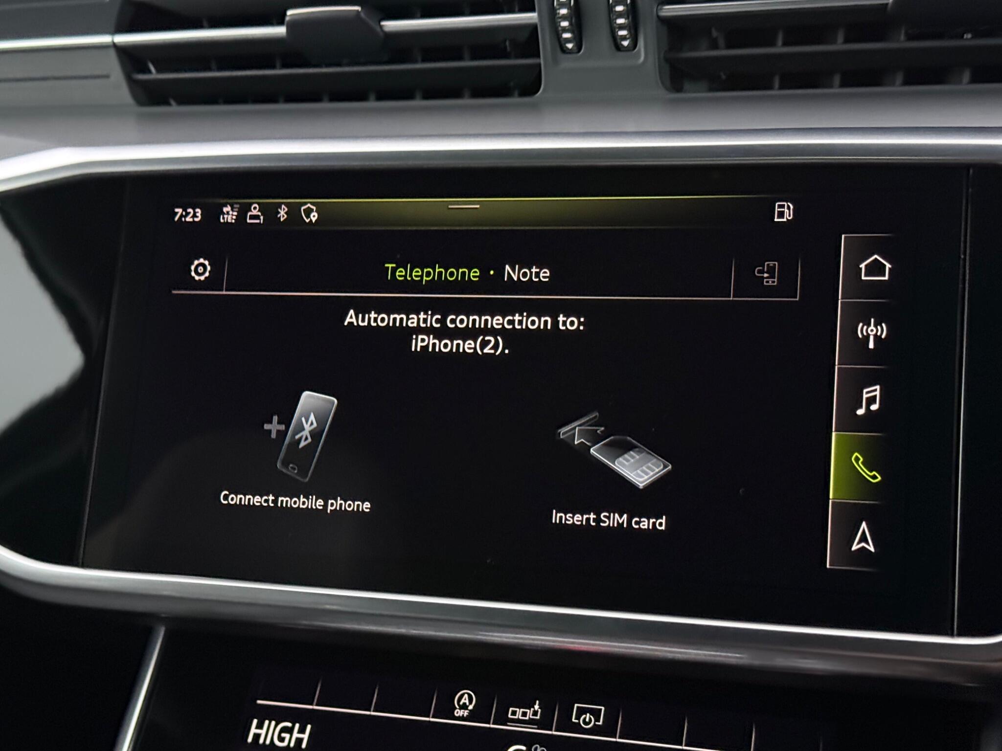 Audi A6 view 26
