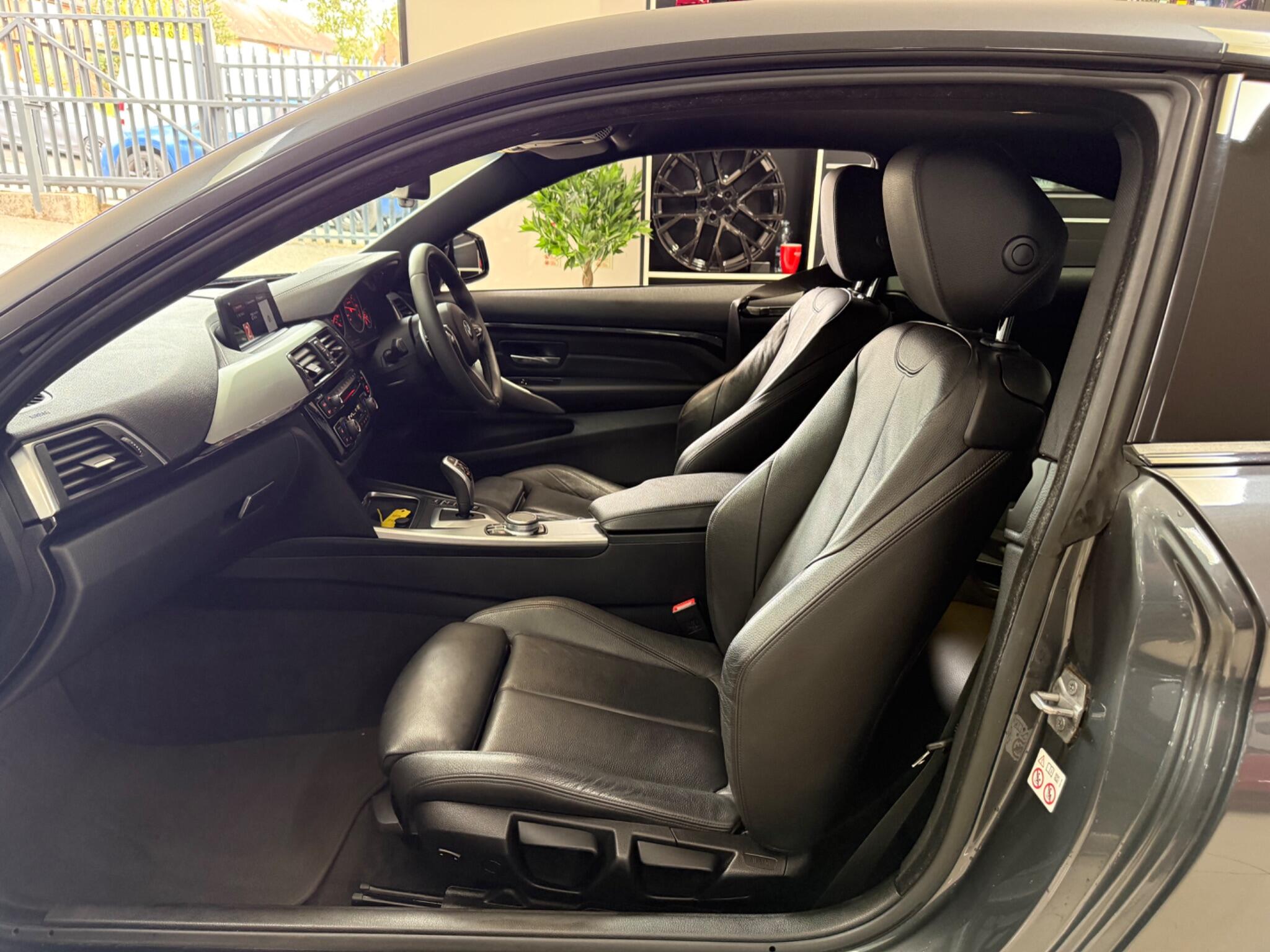 BMW 4 Series view 30