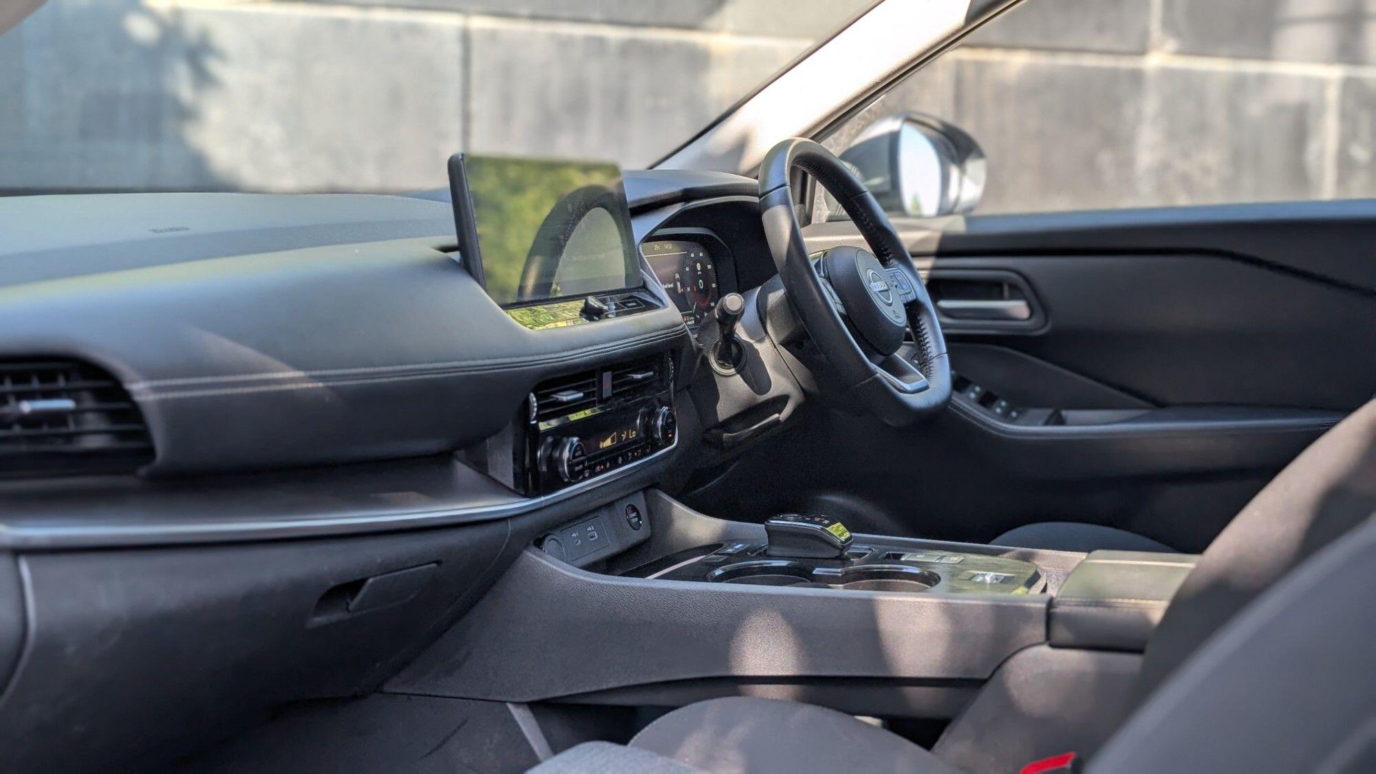 Nissan X-Trail view 11