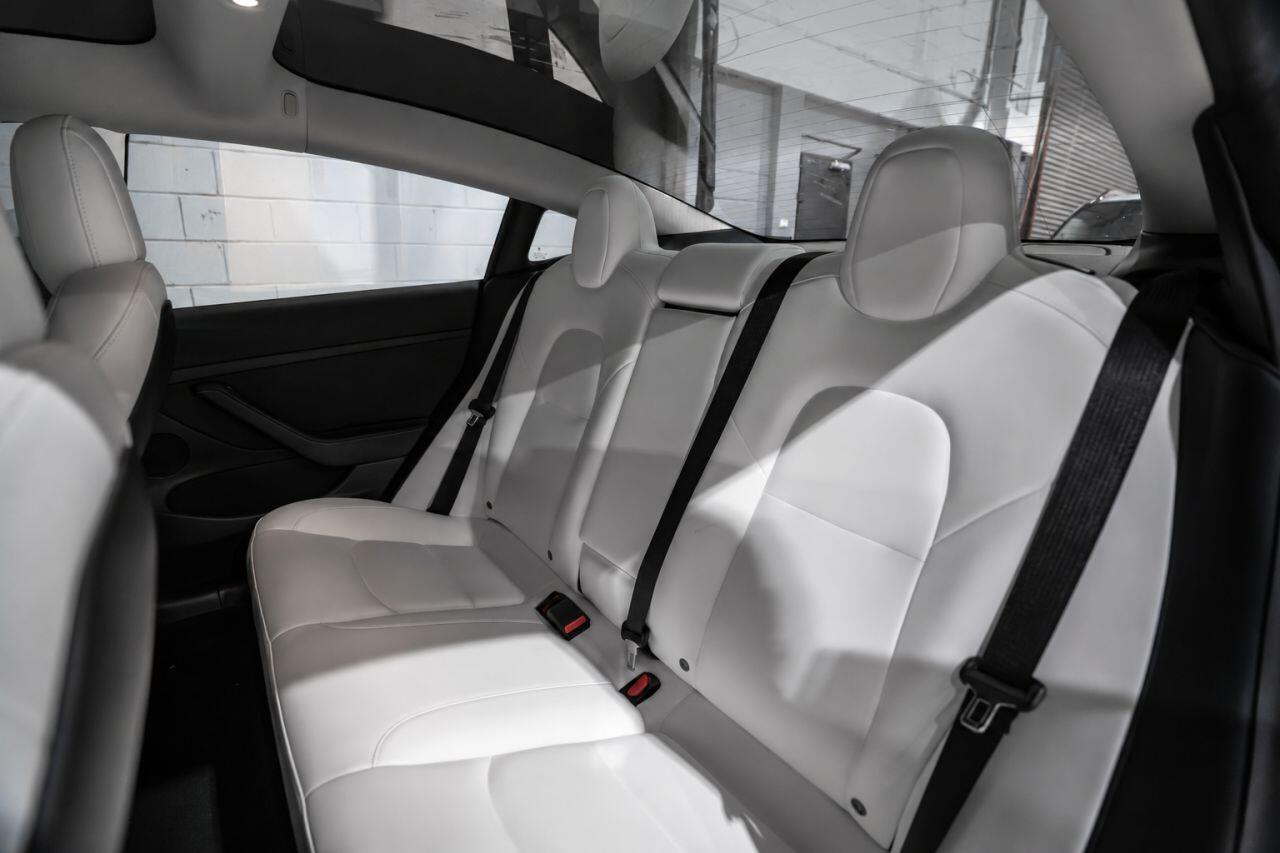 Tesla Model 3 view 20
