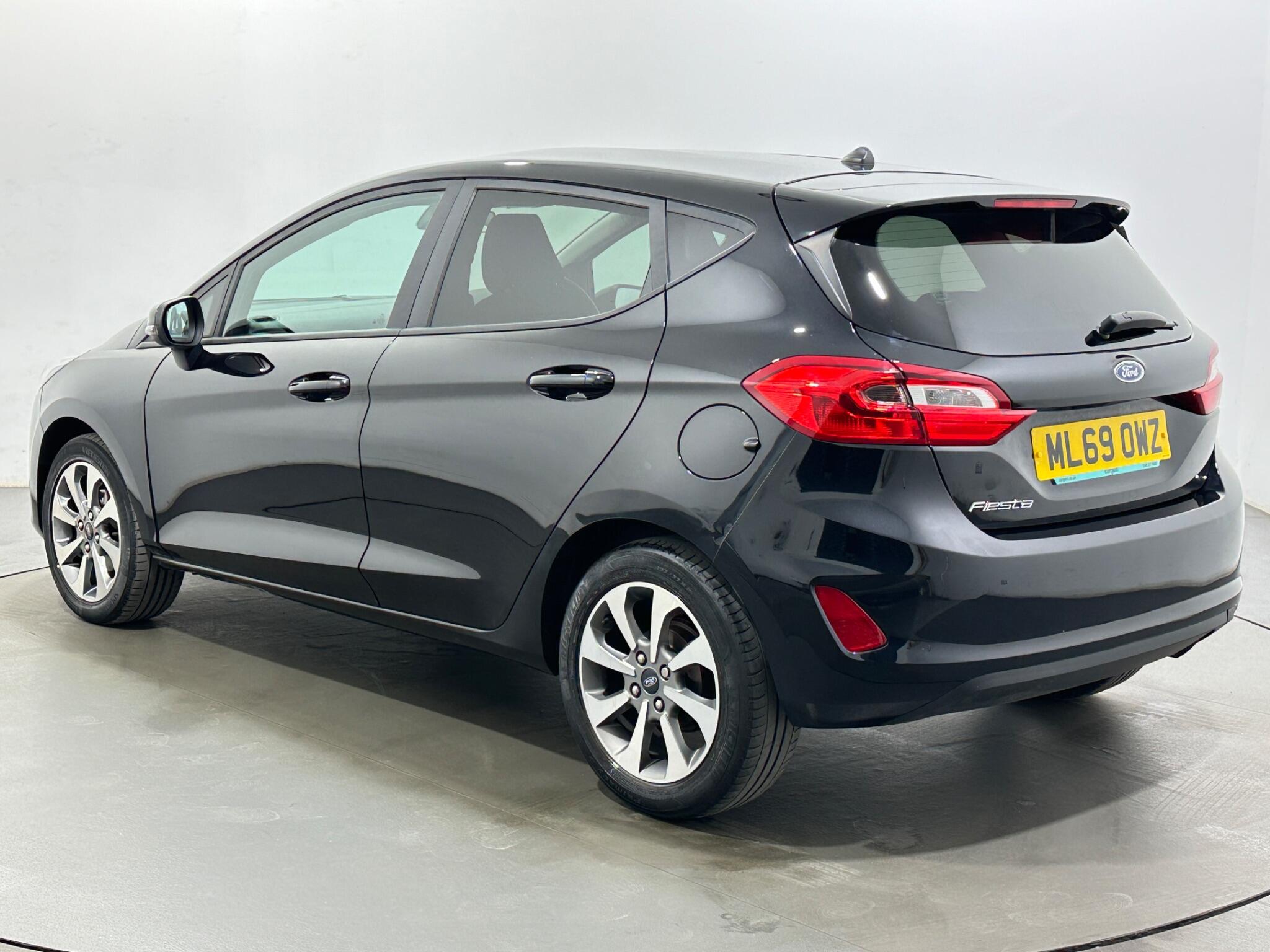 Ford Fiesta view 6