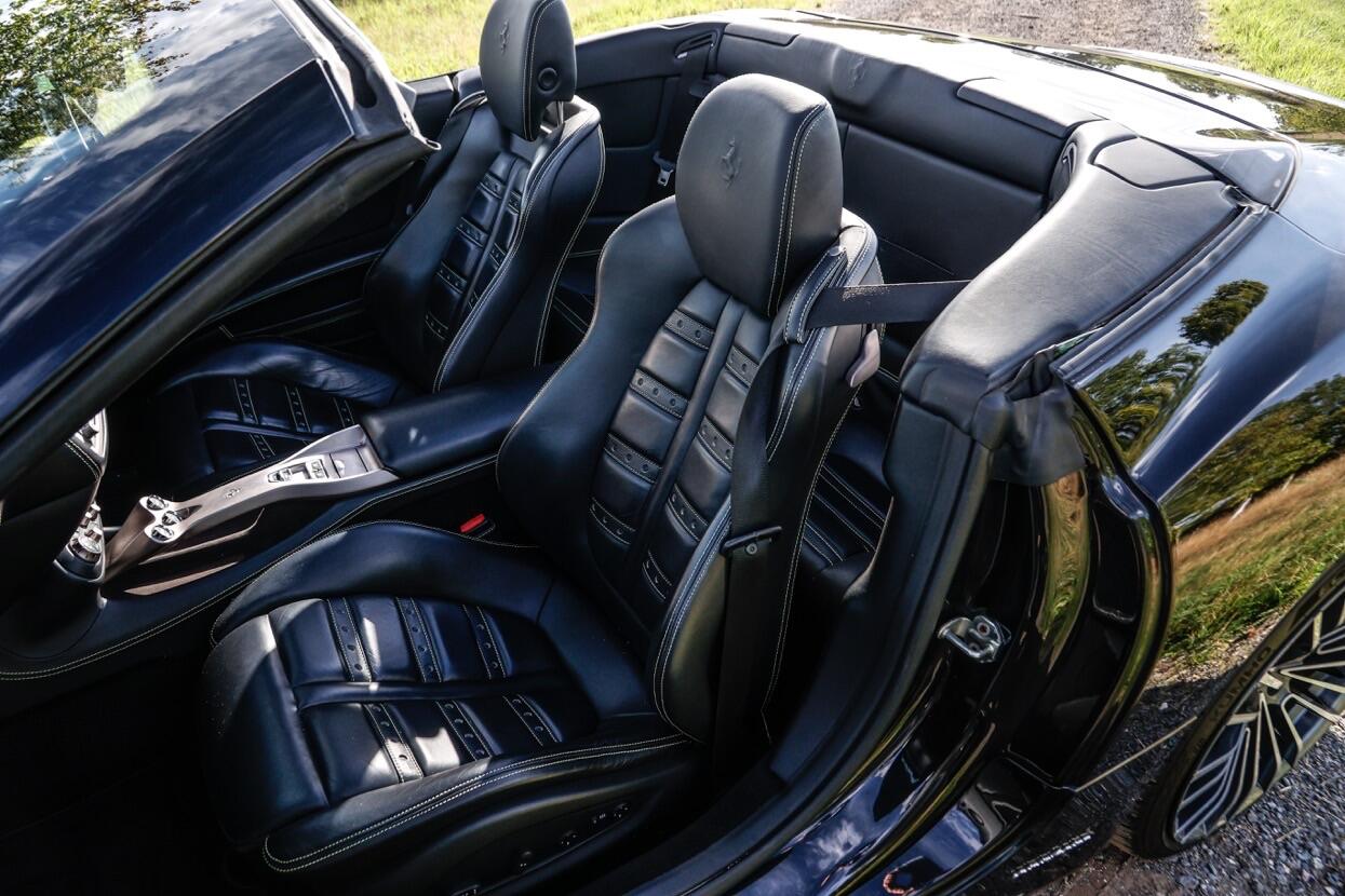 Ferrari California view 17