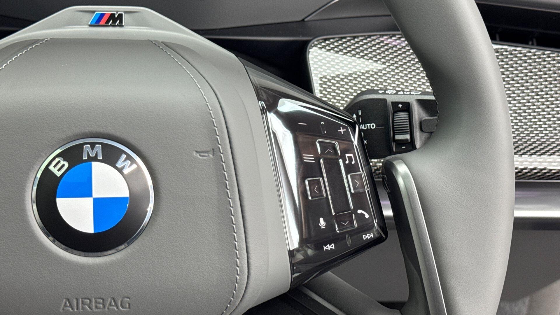 BMW i7 view 19