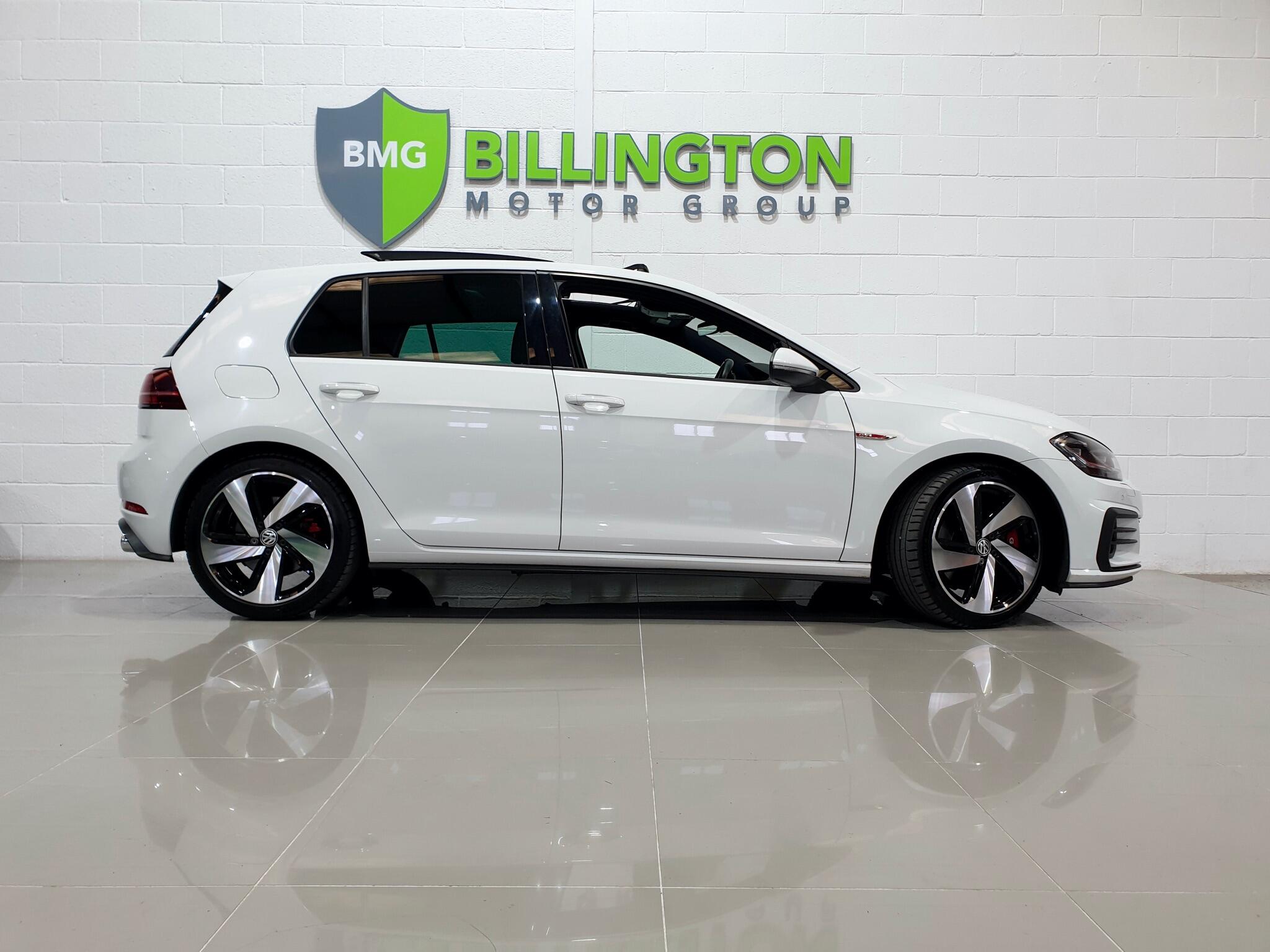 Volkswagen Golf view 34