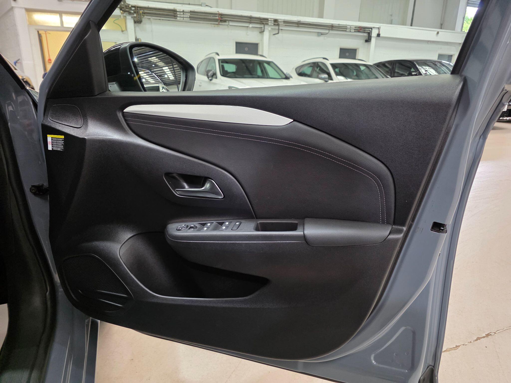 Vauxhall Corsa view 13